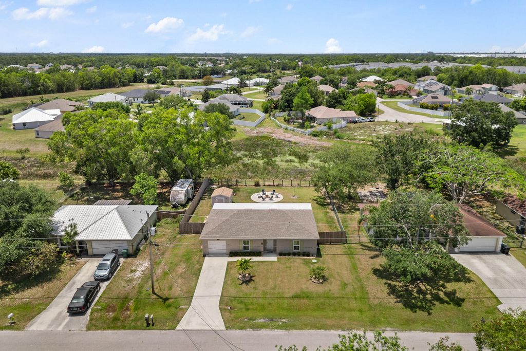 Photo of 5248 NW Gamma Street, Port Saint Lucie, FL 34986 (MLS # R11089737)