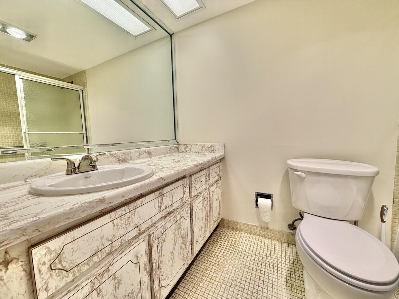 NO 1 PALM-AIRE COUNTRY CLUB - Residential