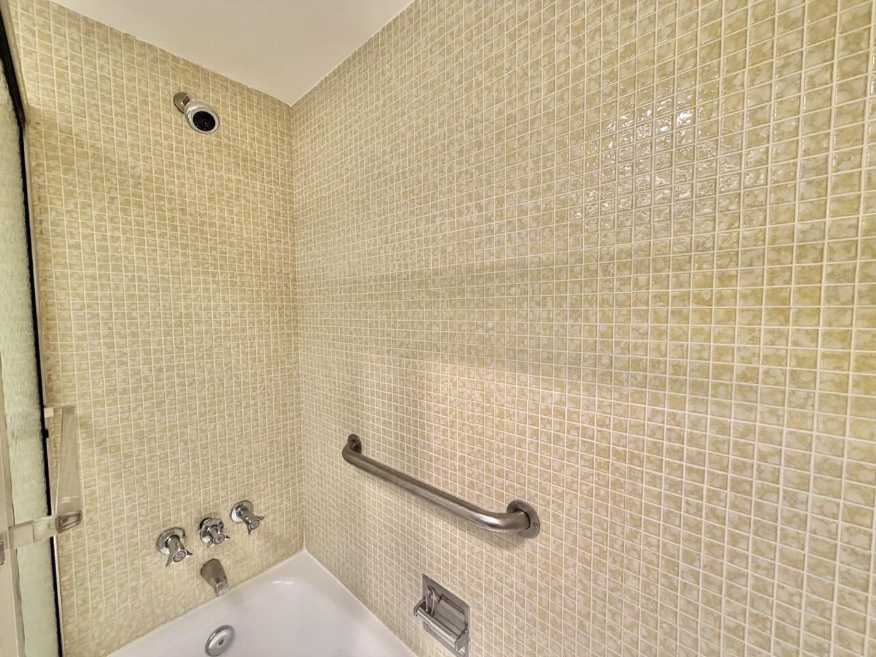 NO 1 PALM-AIRE COUNTRY CLUB - Residential