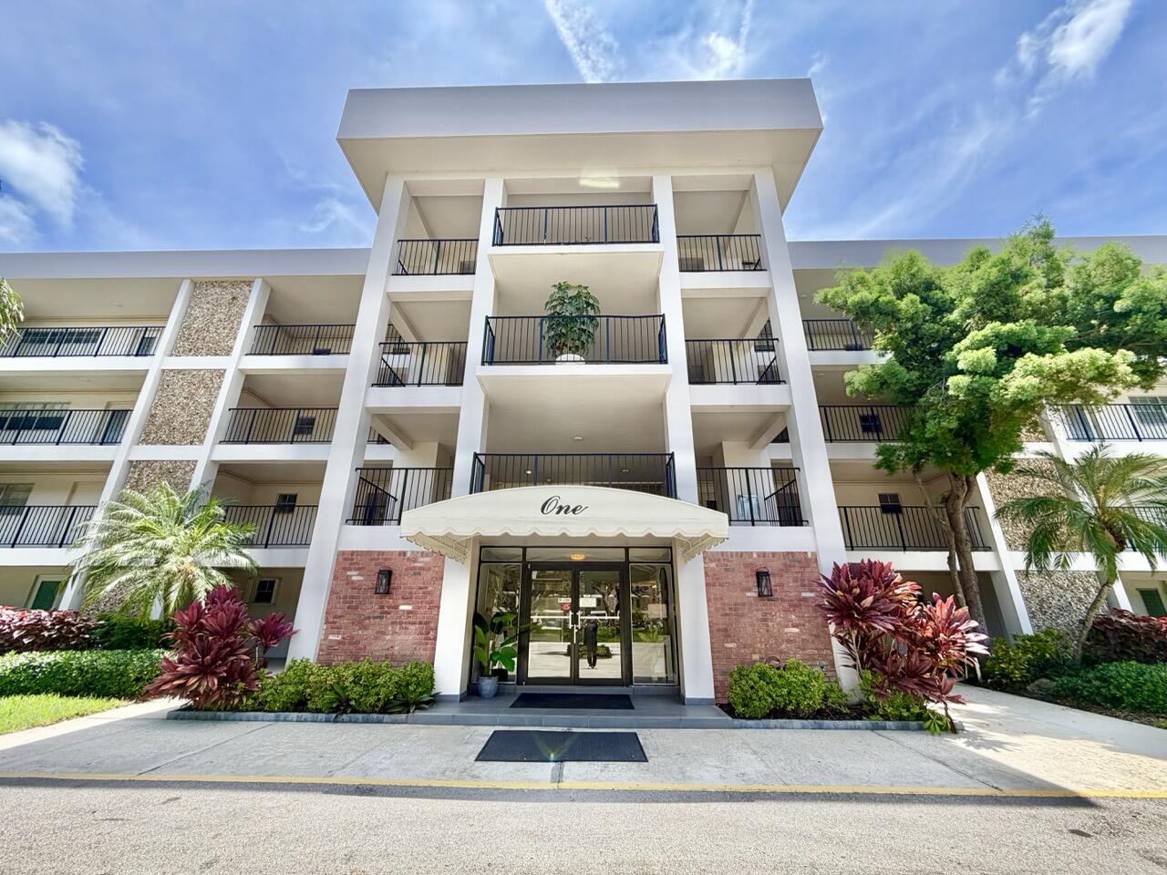 2800 N Palm Aire Drive Unit 404