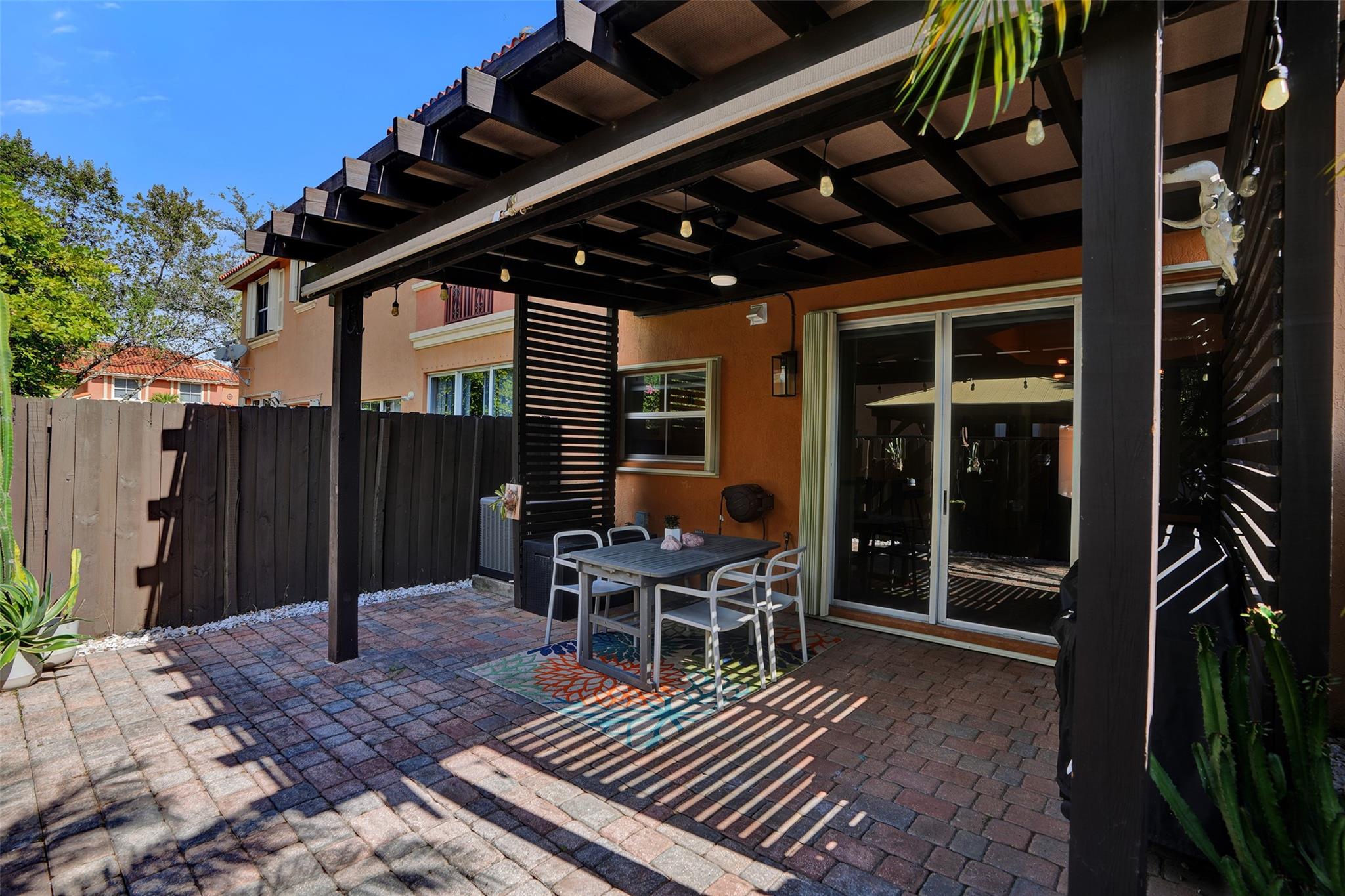 Toscana at Venetian Isles - Residential