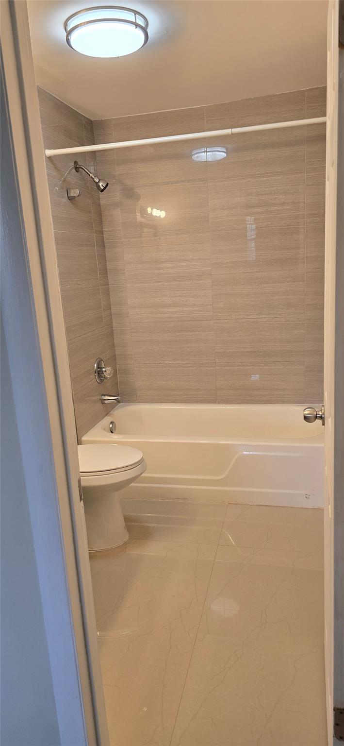 Versailles Gardens Condo - Residential Lease