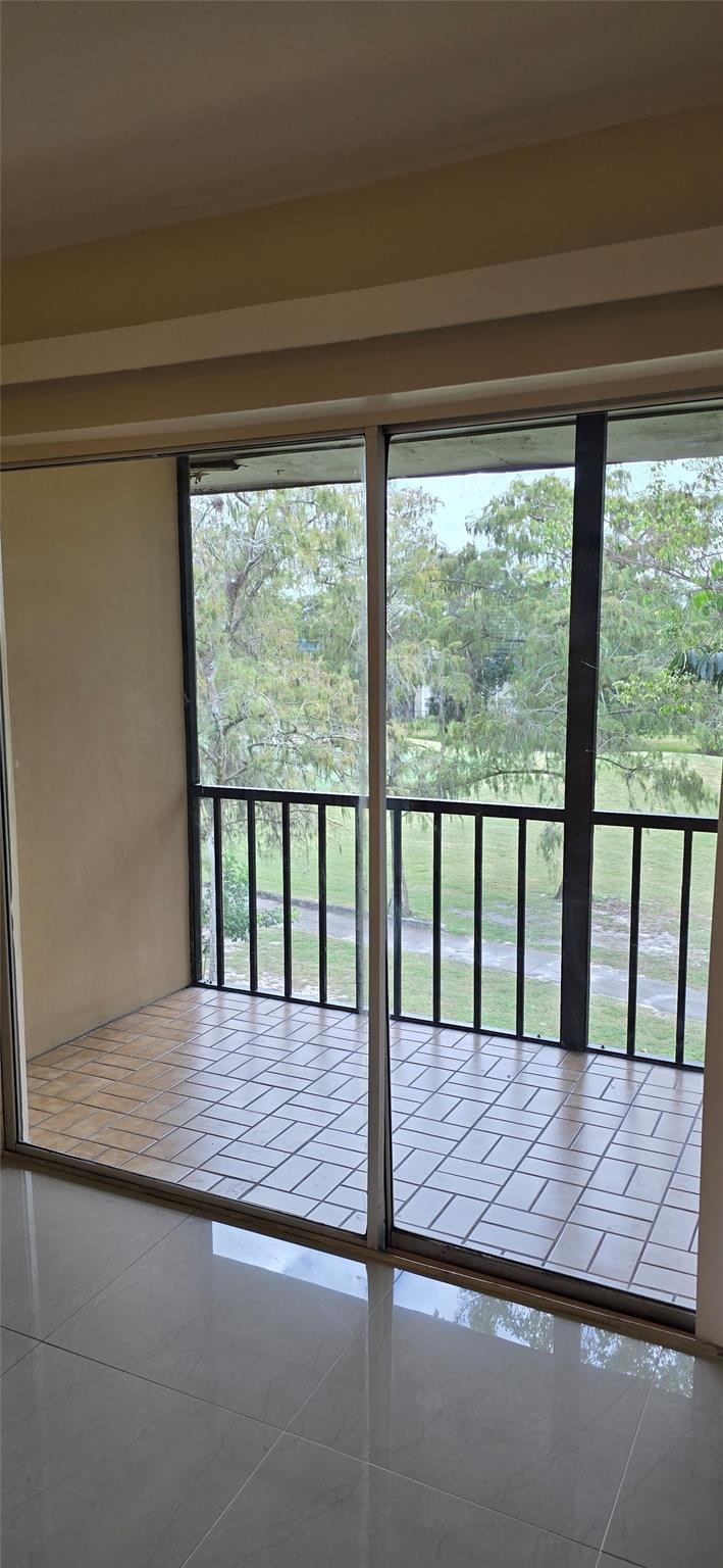 Versailles Gardens Condo - Residential Lease
