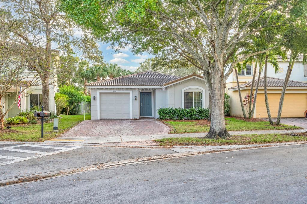 Photo of 4856 SE Duval Drive, Stuart, FL 34997 (MLS # B26007130)