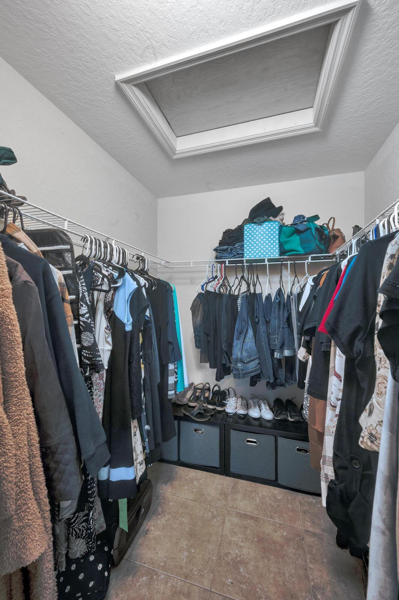 MARTINS CROSSING - Residential