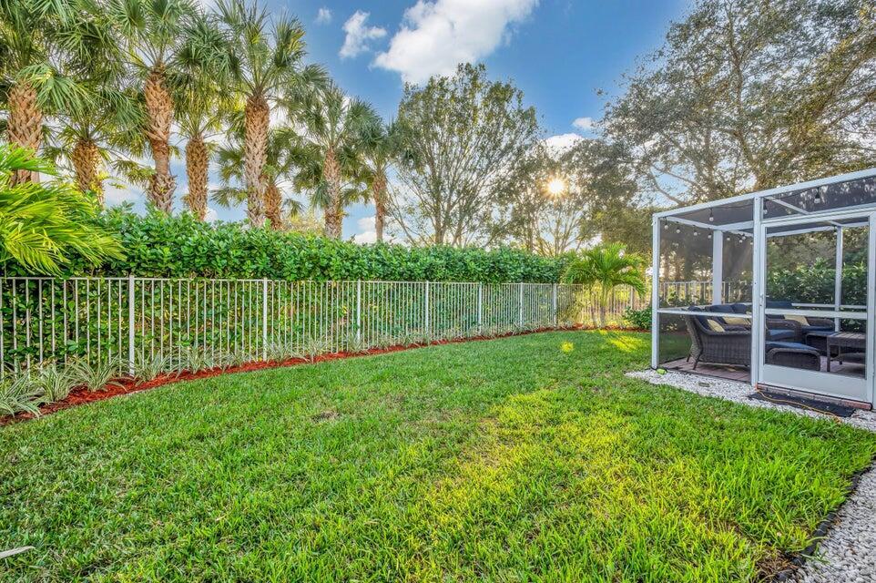 MARTINS CROSSING - Residential