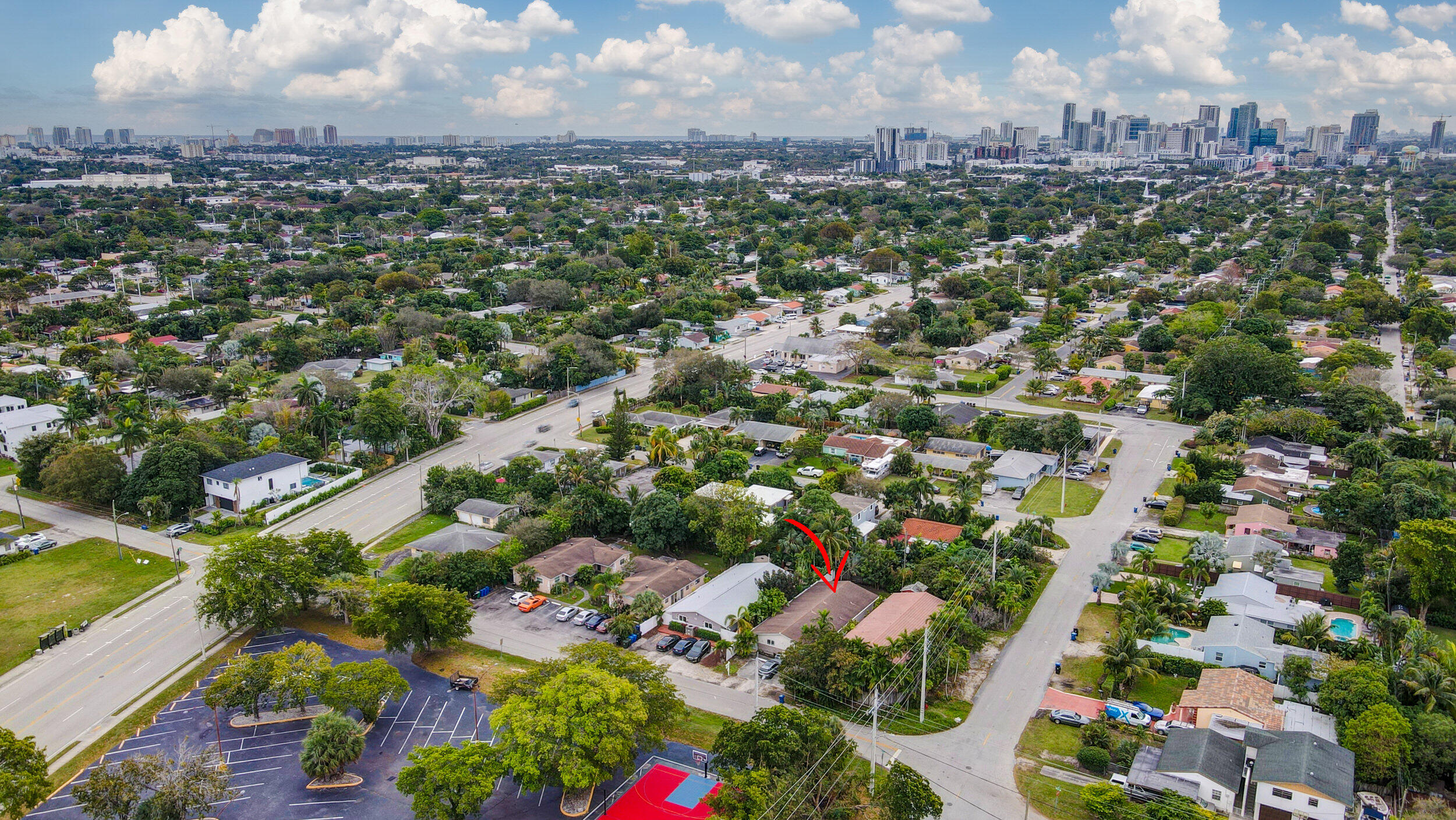 Beautifully updated and spacious 2-bedroom, 2-bathroom end unit located just off Andrews Avenue in NE Fort Lauderdale! This private first-floor apartment features a washer and dryer inside the unit, impact-rated hurricane windows and doors, and a new A/C system. Enjoy the convenience of direct access to a shared backyard. The unit offers a split floor plan, tile & laminate wood flooring throughout, and two assigned parking spaces. Nestled in a quiet, well-maintained property with only 2 units, this home offers privacy while still being centrally located! Pet friendly! Situated within walking distance to Wilton Manors and just minutes to Downtown Fort Lauderdale, Flagler Village, the beach, and major highways.