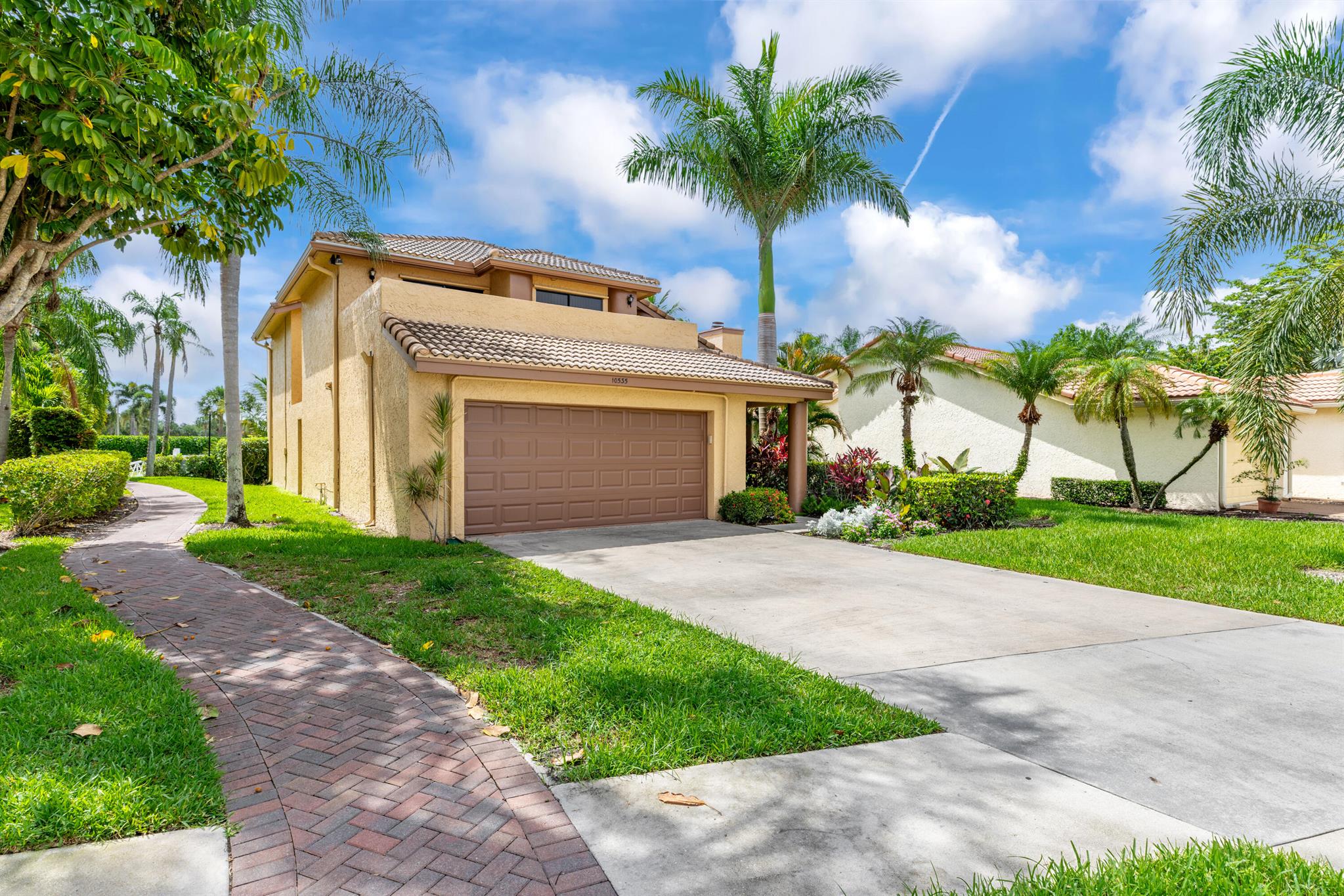 10535 Santa Laguna Drive