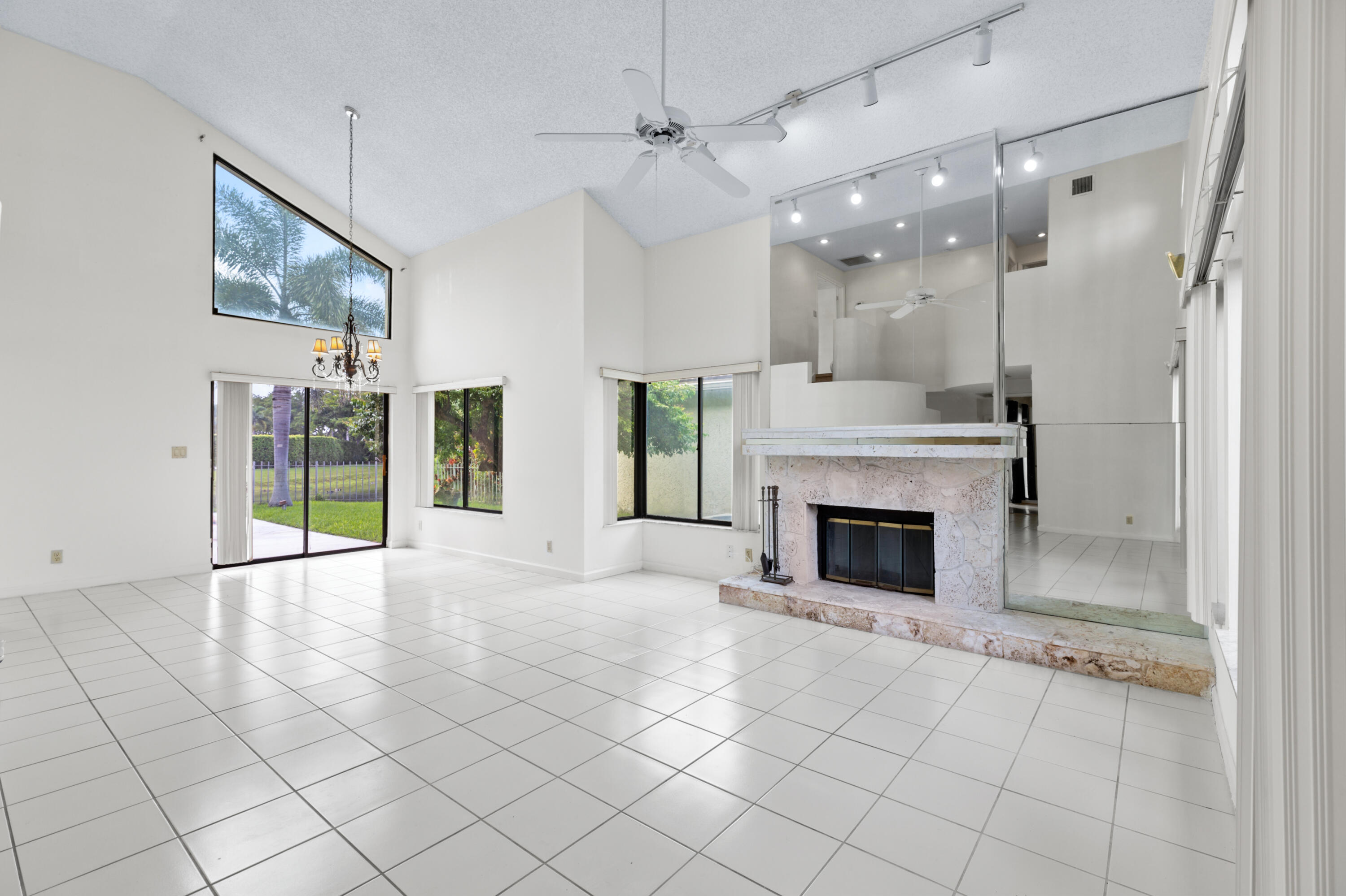 10535 Santa Laguna Drive