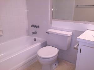 PINE RIDGE AT HAVERHILL CONDO - Residential Lease