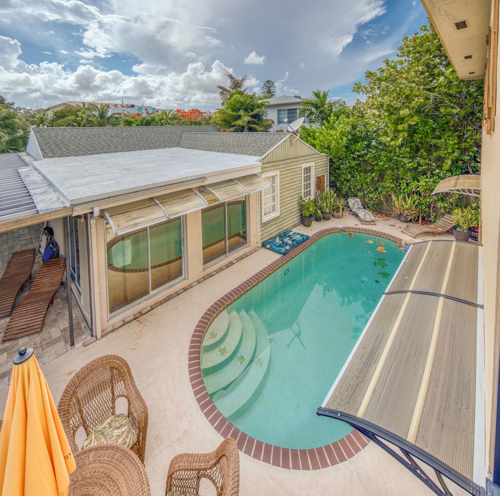 Photo of 216 S Ocean Breeze #Upstairs, Lake Worth Beach, FL 33460 (MLS # B26030167)