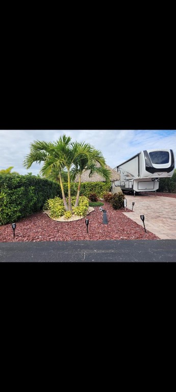 Silver Palms Rv Resort - Land