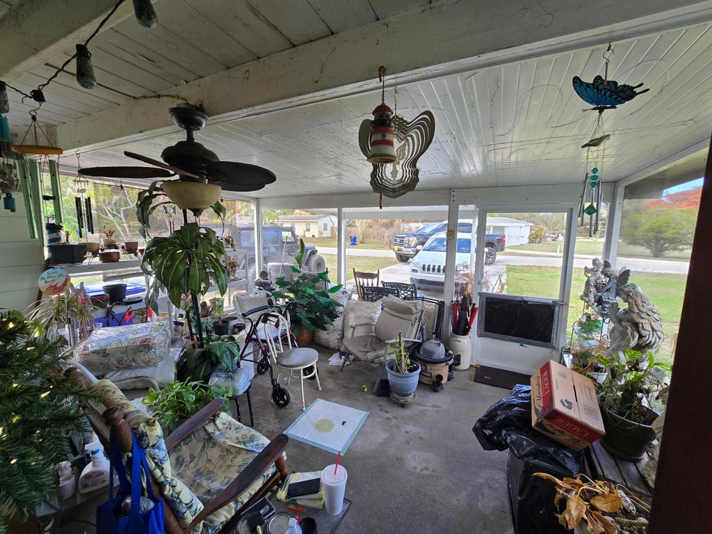 Photo of 551 7th Lane SW, Vero Beach, FL 32962 (MLS # B26008024)