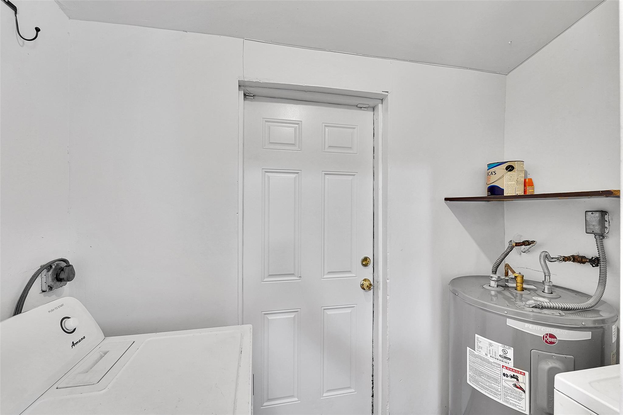 MIRAMAR SEC 8 - Residential Lease