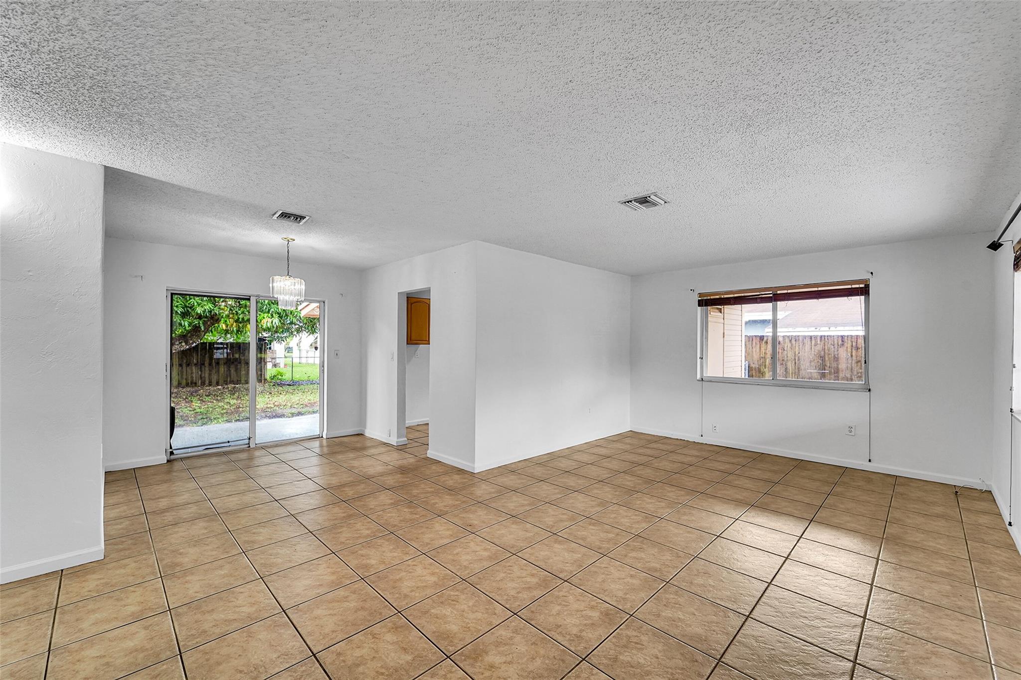 MIRAMAR SEC 8 - Residential Lease