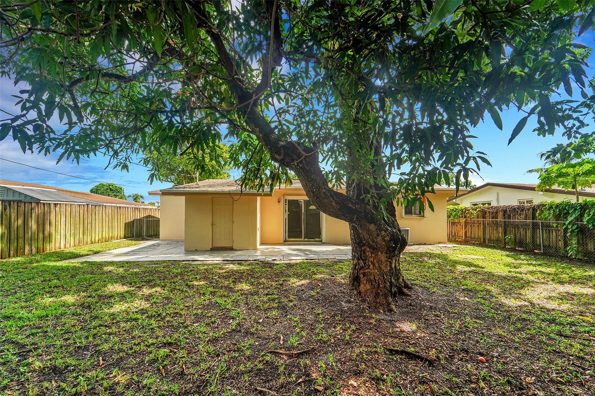 MIRAMAR SEC 8 - Residential Lease