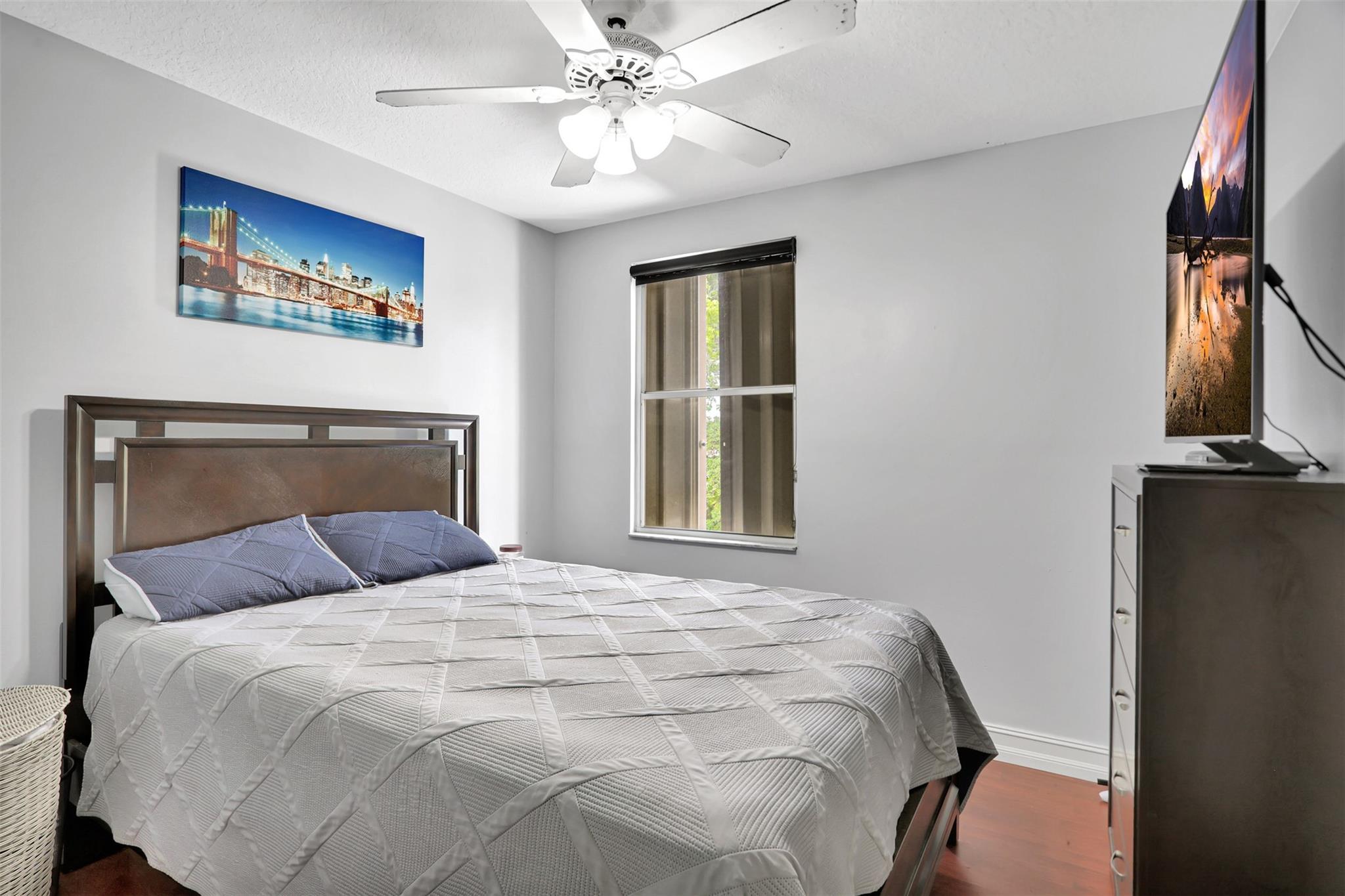 Woodside Estates 127-10 B - Residential