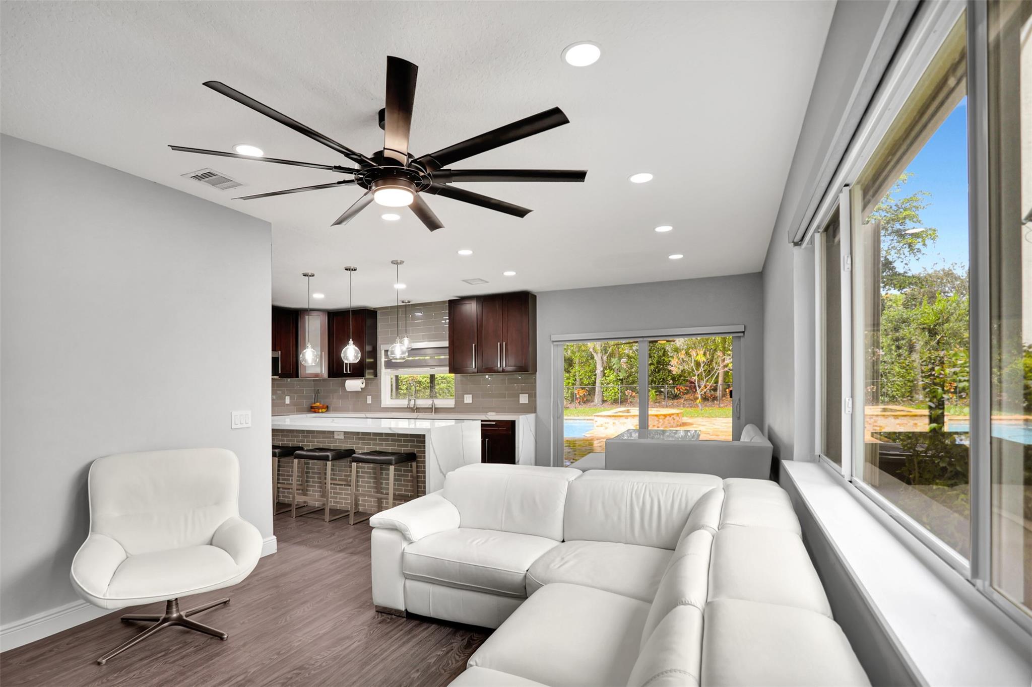 Woodside Estates 127-10 B - Residential