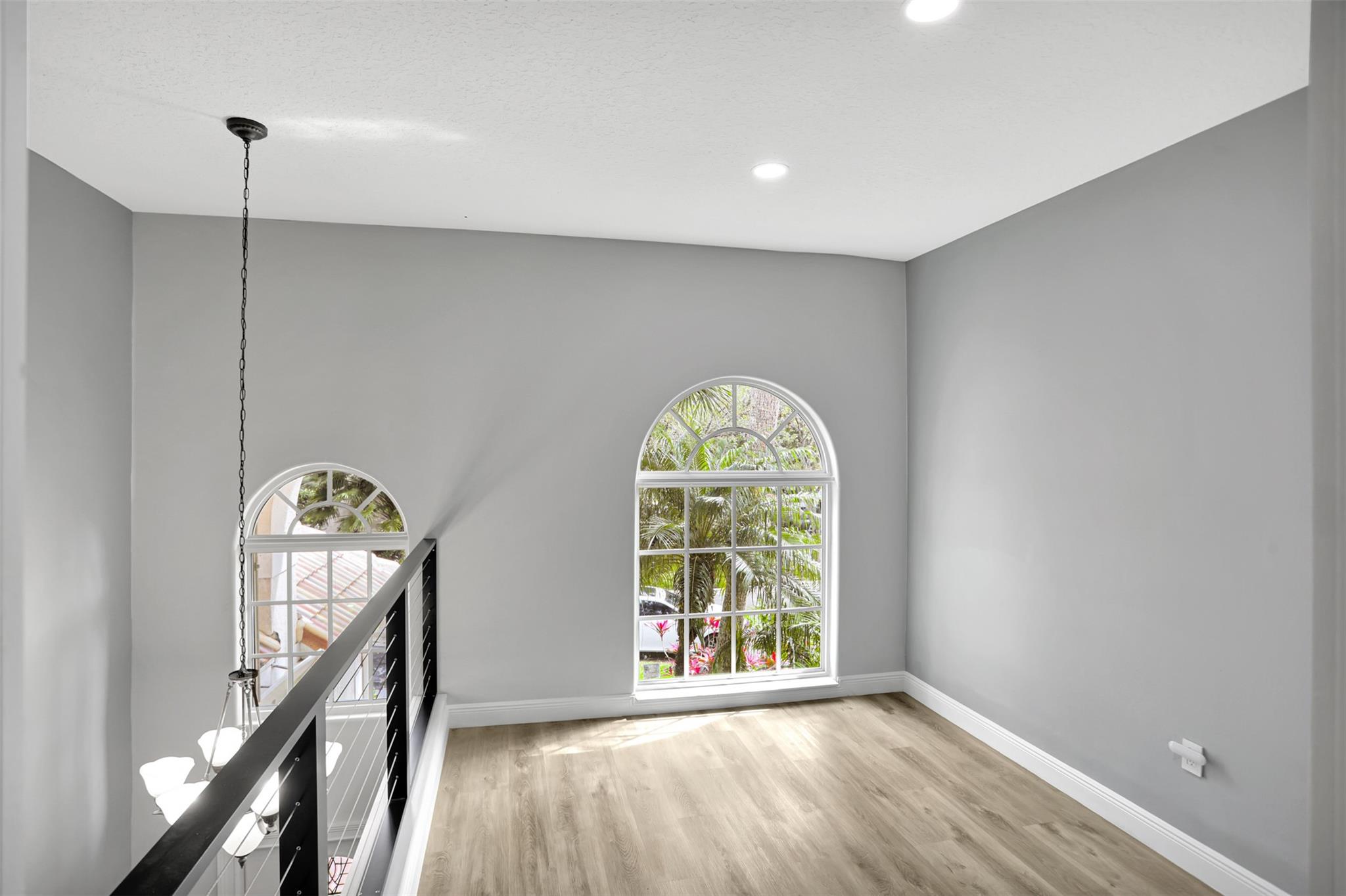 Woodside Estates 127-10 B - Residential