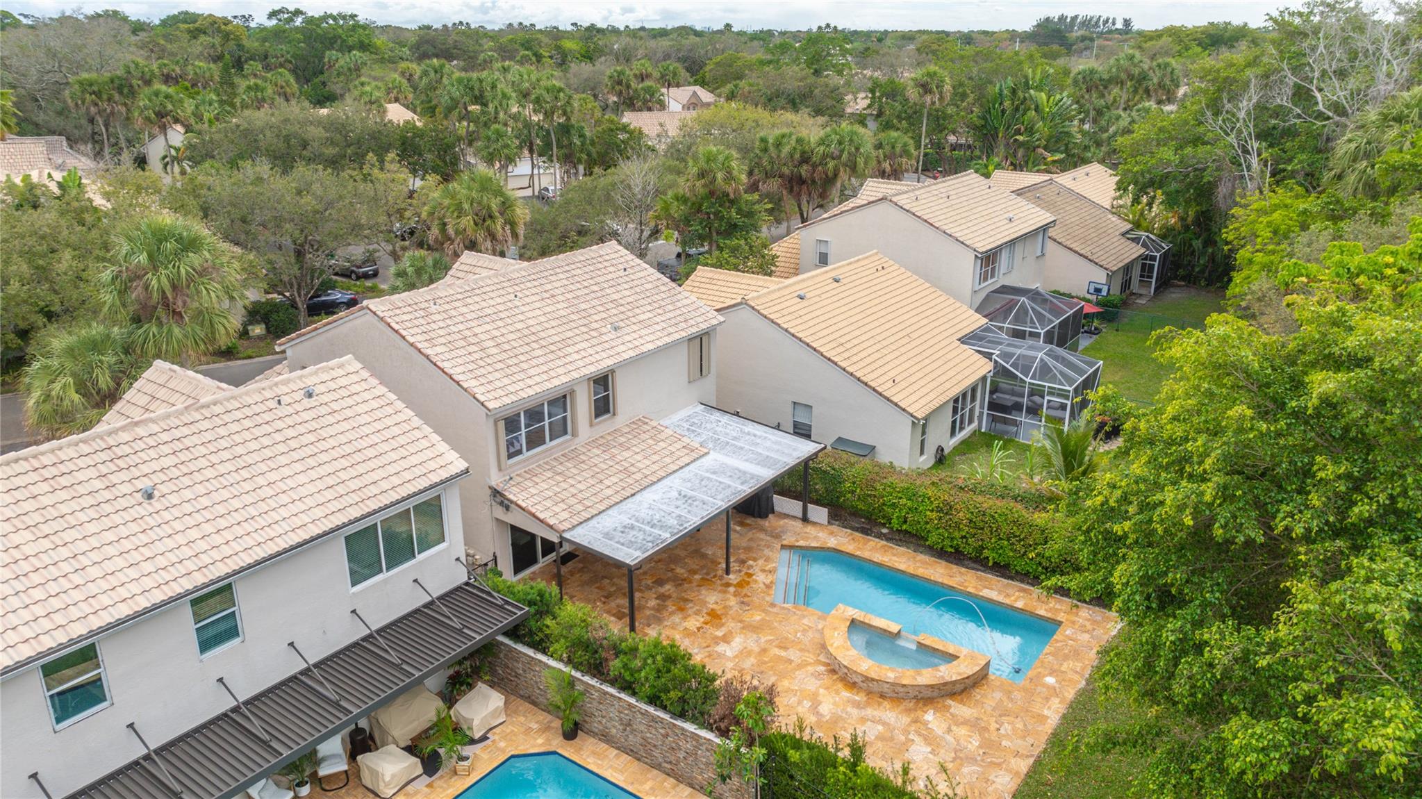 Woodside Estates 127-10 B - Residential