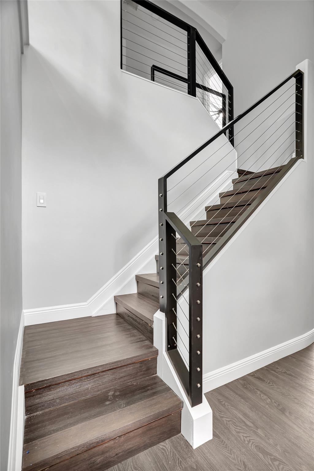 Woodside Estates 127-10 B - Residential