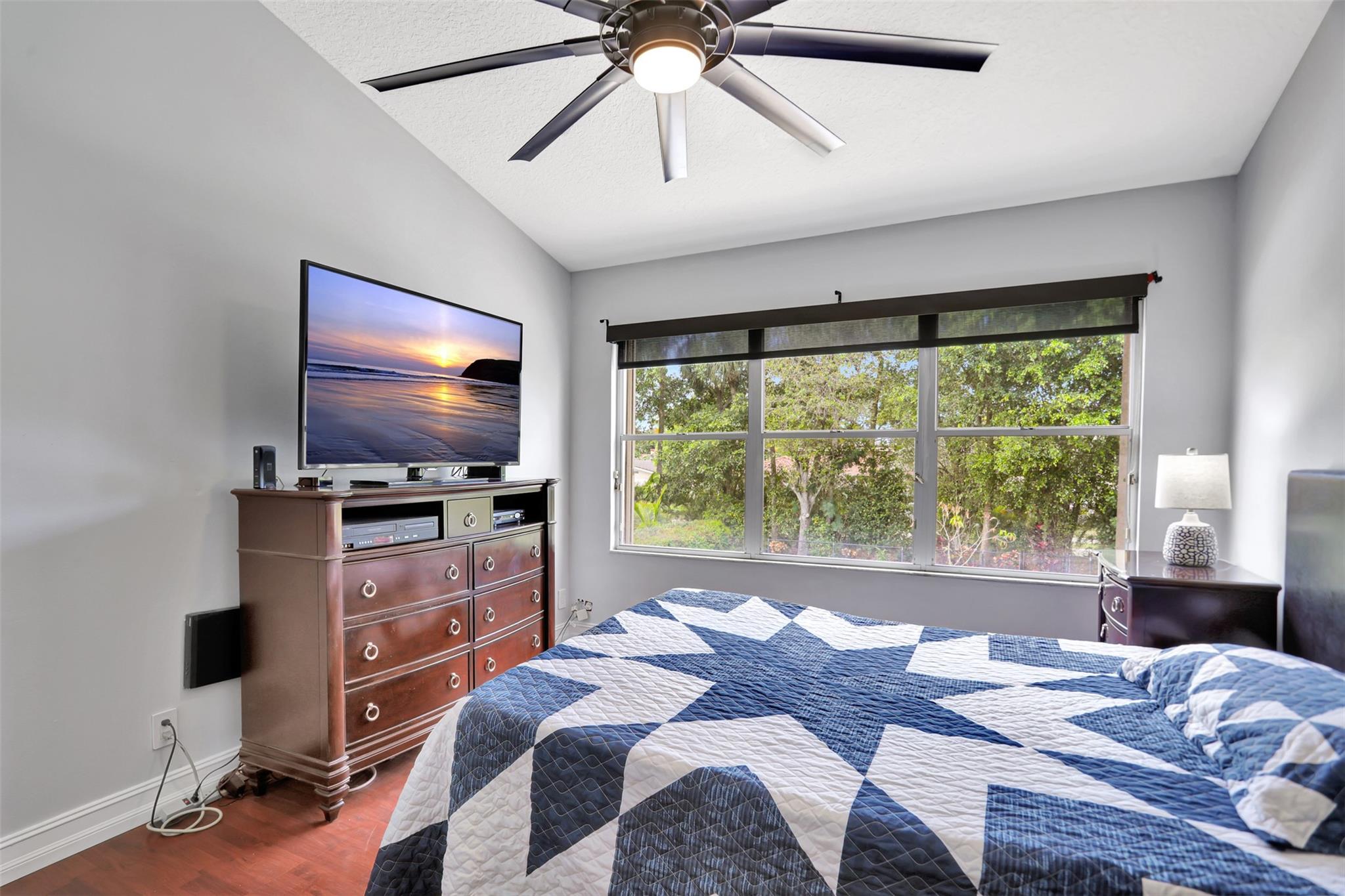 Woodside Estates 127-10 B - Residential