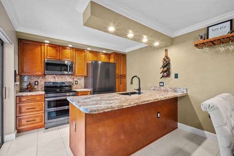 6824 68th Way West Palm Beach FL 33409