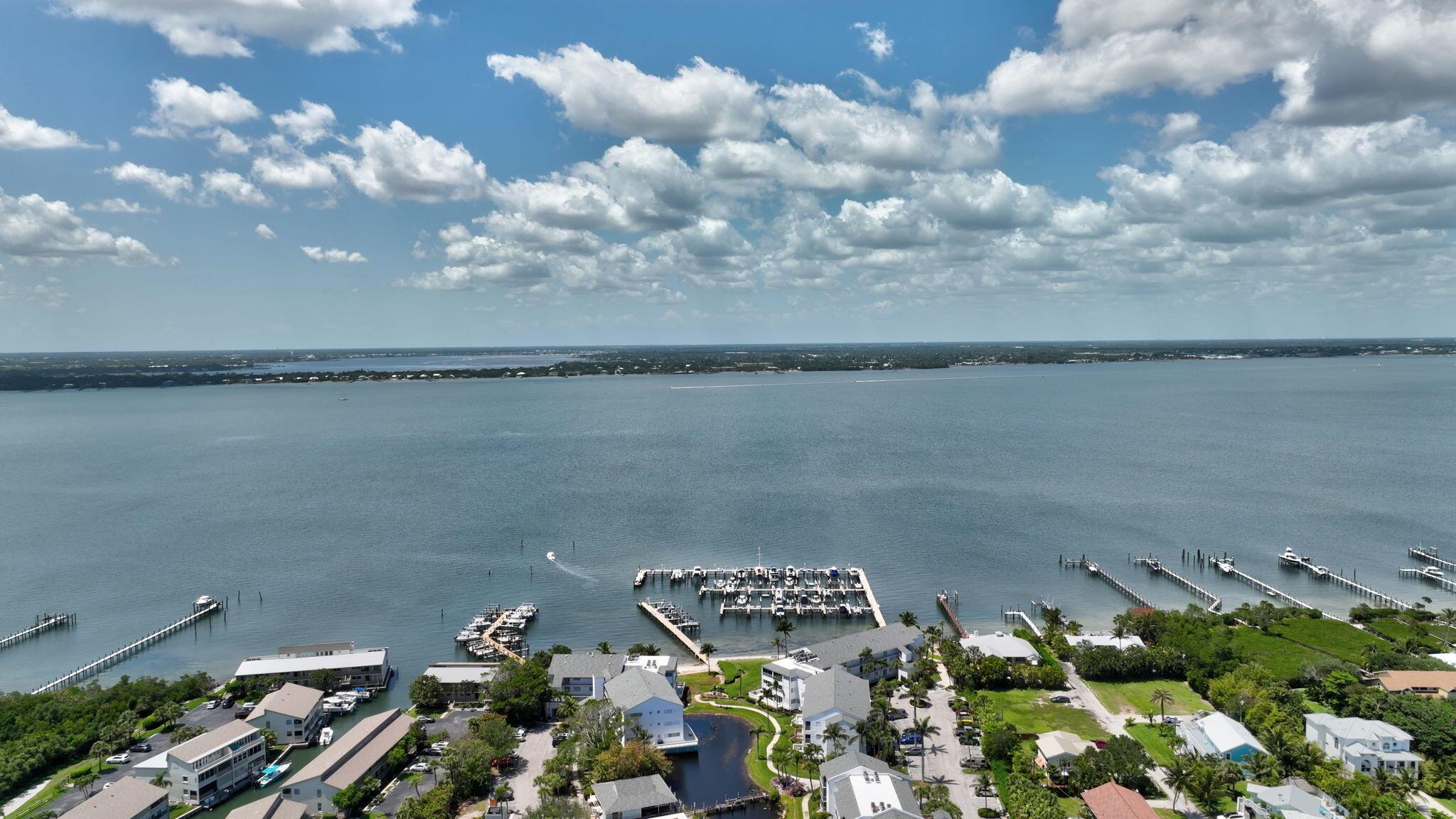 HUTCHINSON HOUSE CONDO - Residential Lease