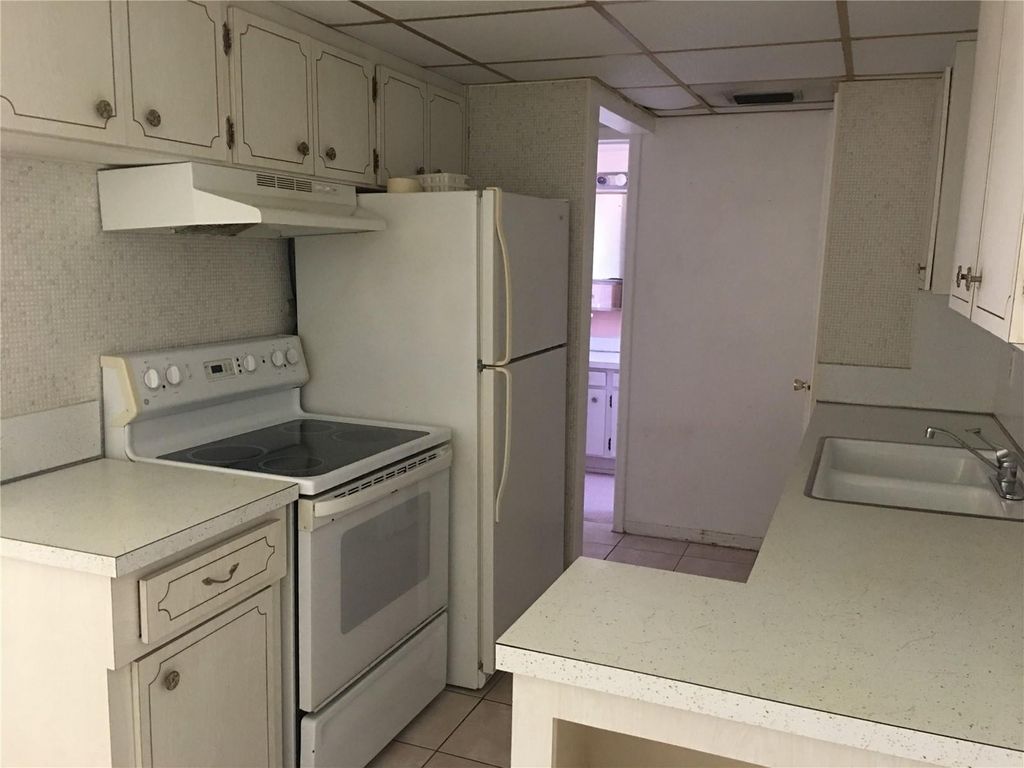 Photo of 1710 Mckinley Street, Hollywood, FL 33020 (MLS # B26019482)