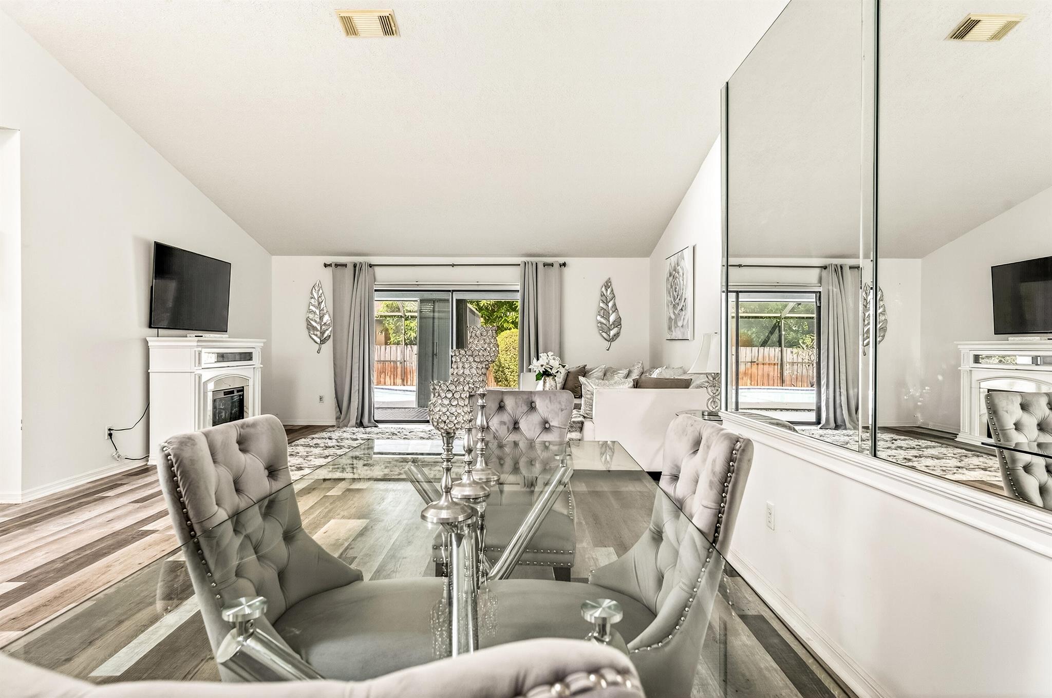 PORT ST LUCIE SECTION 8 - Residential