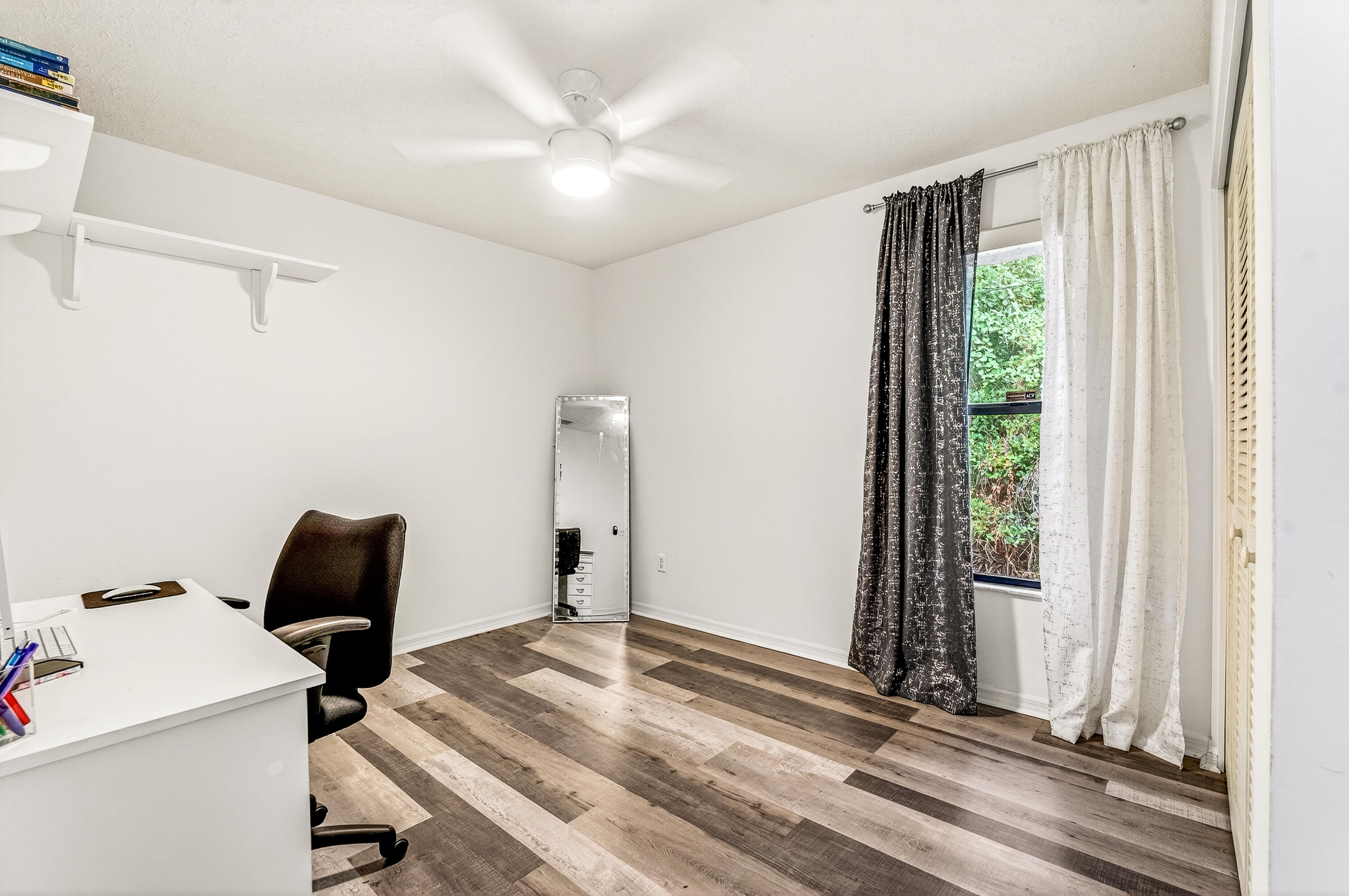 PORT ST LUCIE SECTION 8 - Residential