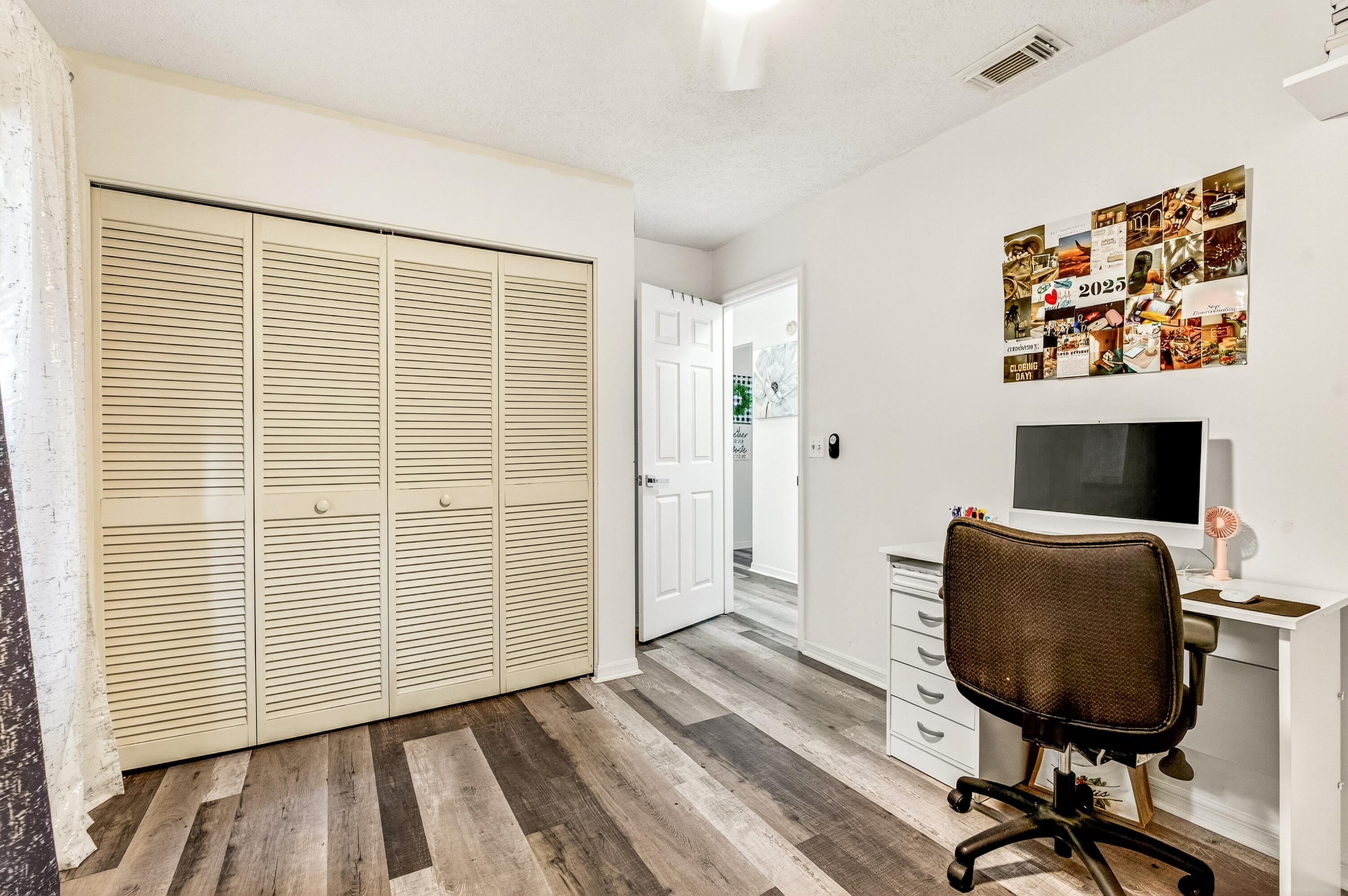 PORT ST LUCIE SECTION 8 - Residential