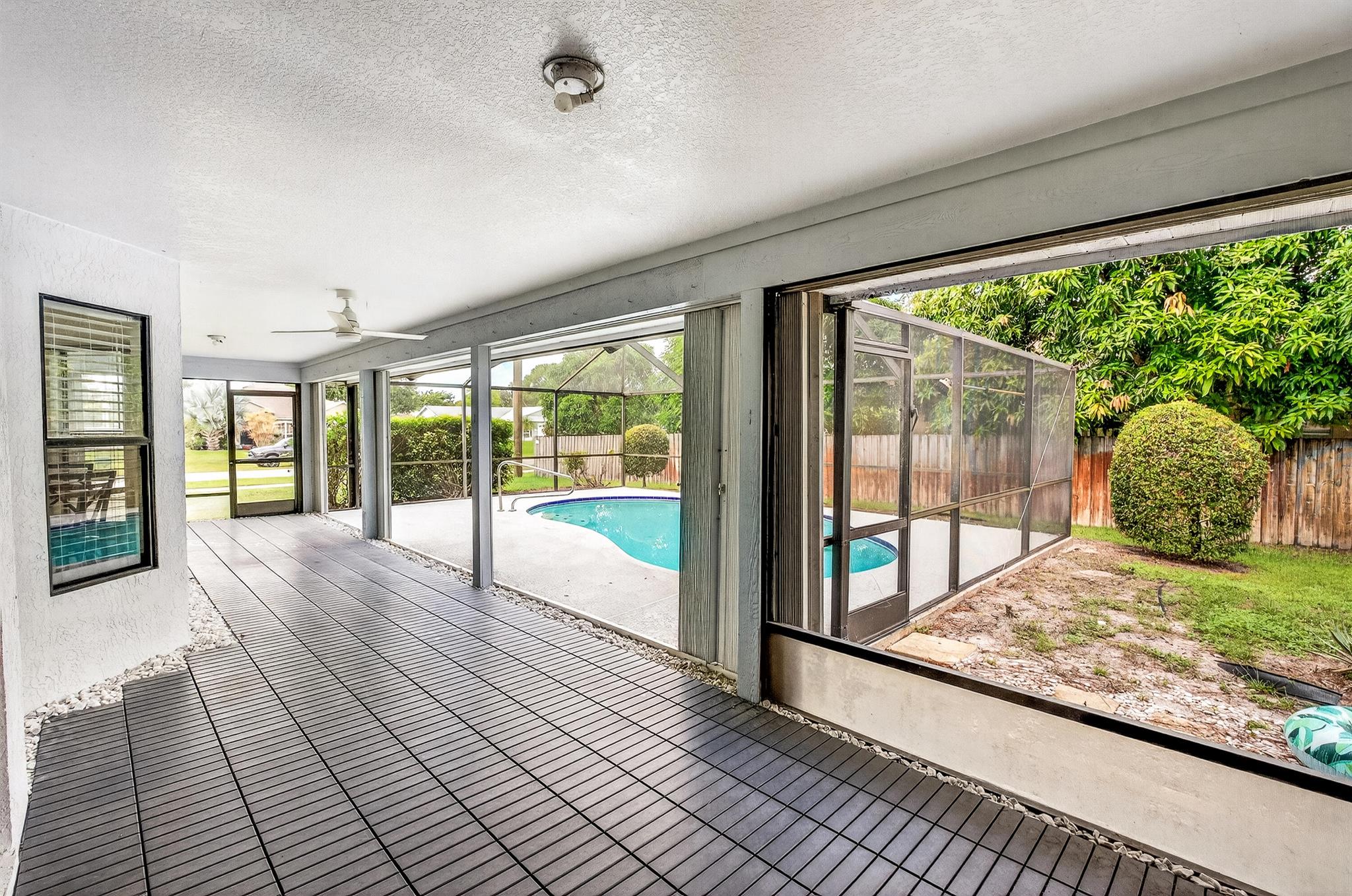 PORT ST LUCIE SECTION 8 - Residential