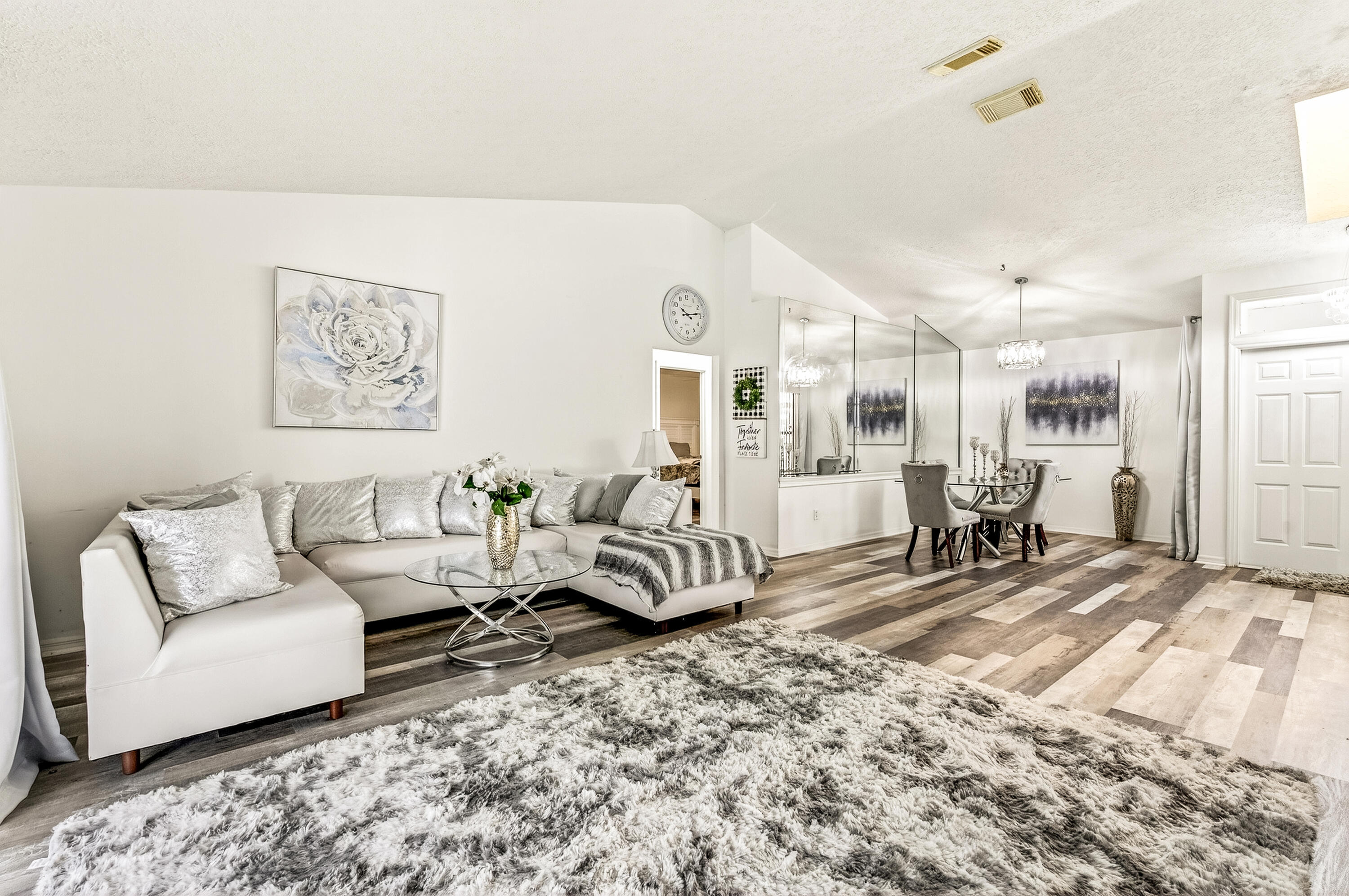 PORT ST LUCIE SECTION 8 - Residential