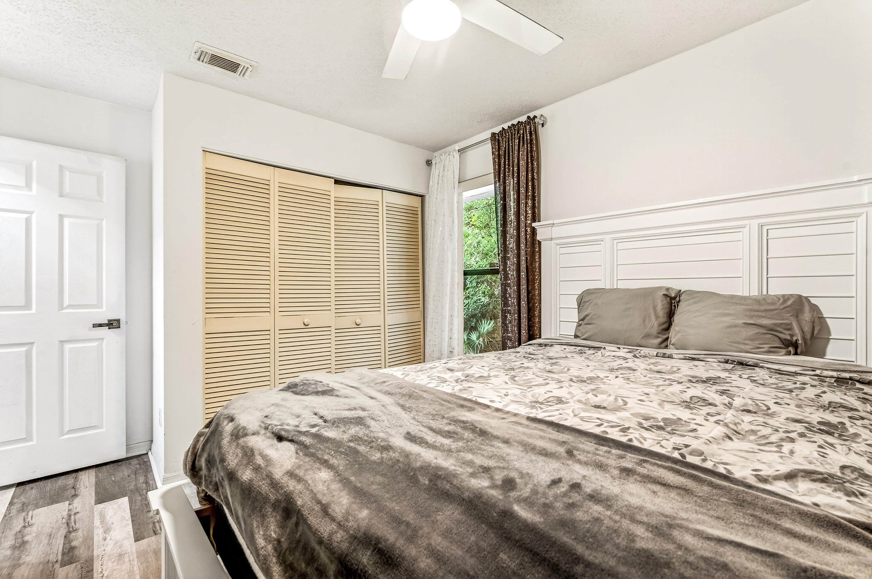 PORT ST LUCIE SECTION 8 - Residential