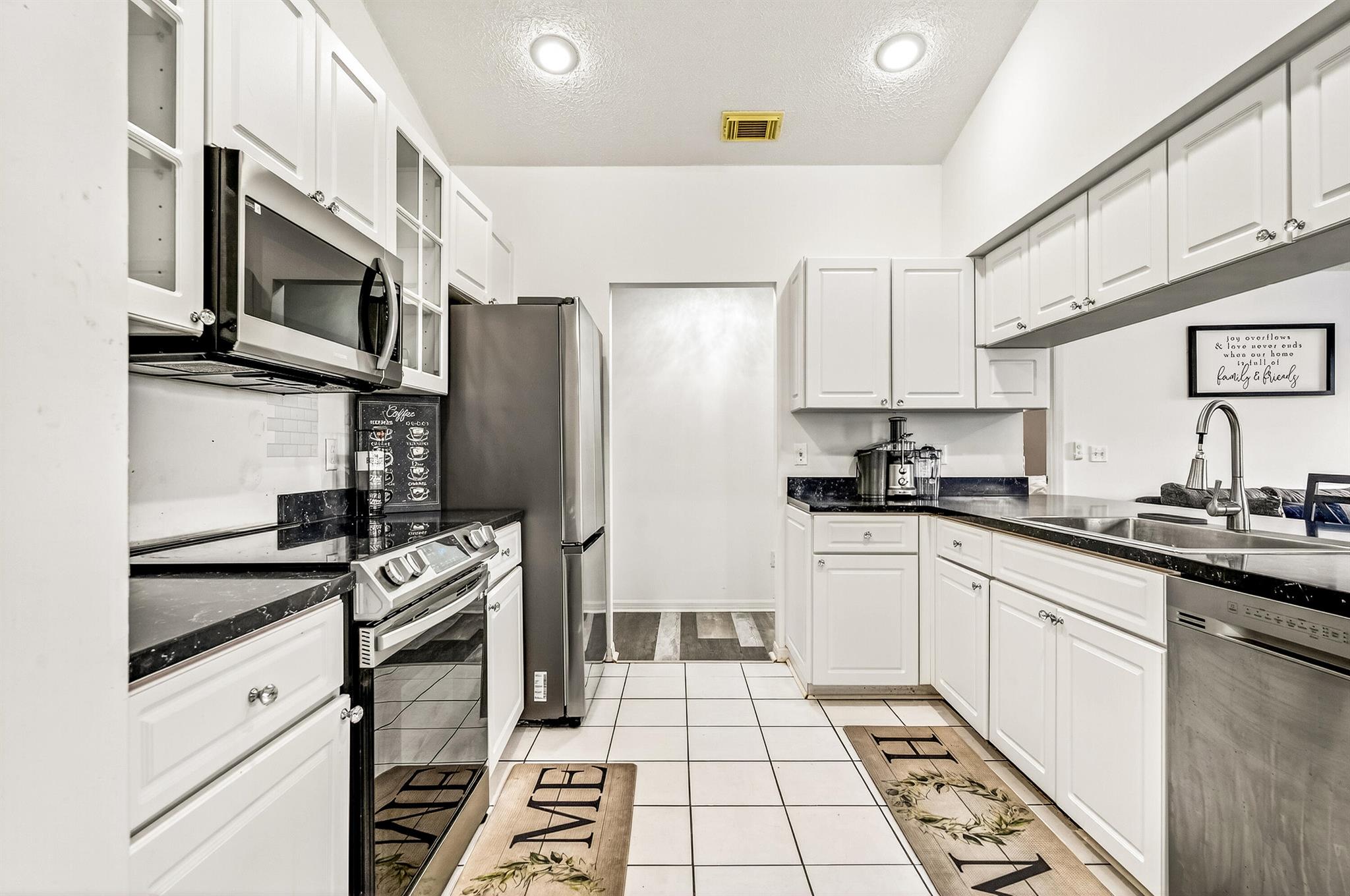 PORT ST LUCIE SECTION 8 - Residential