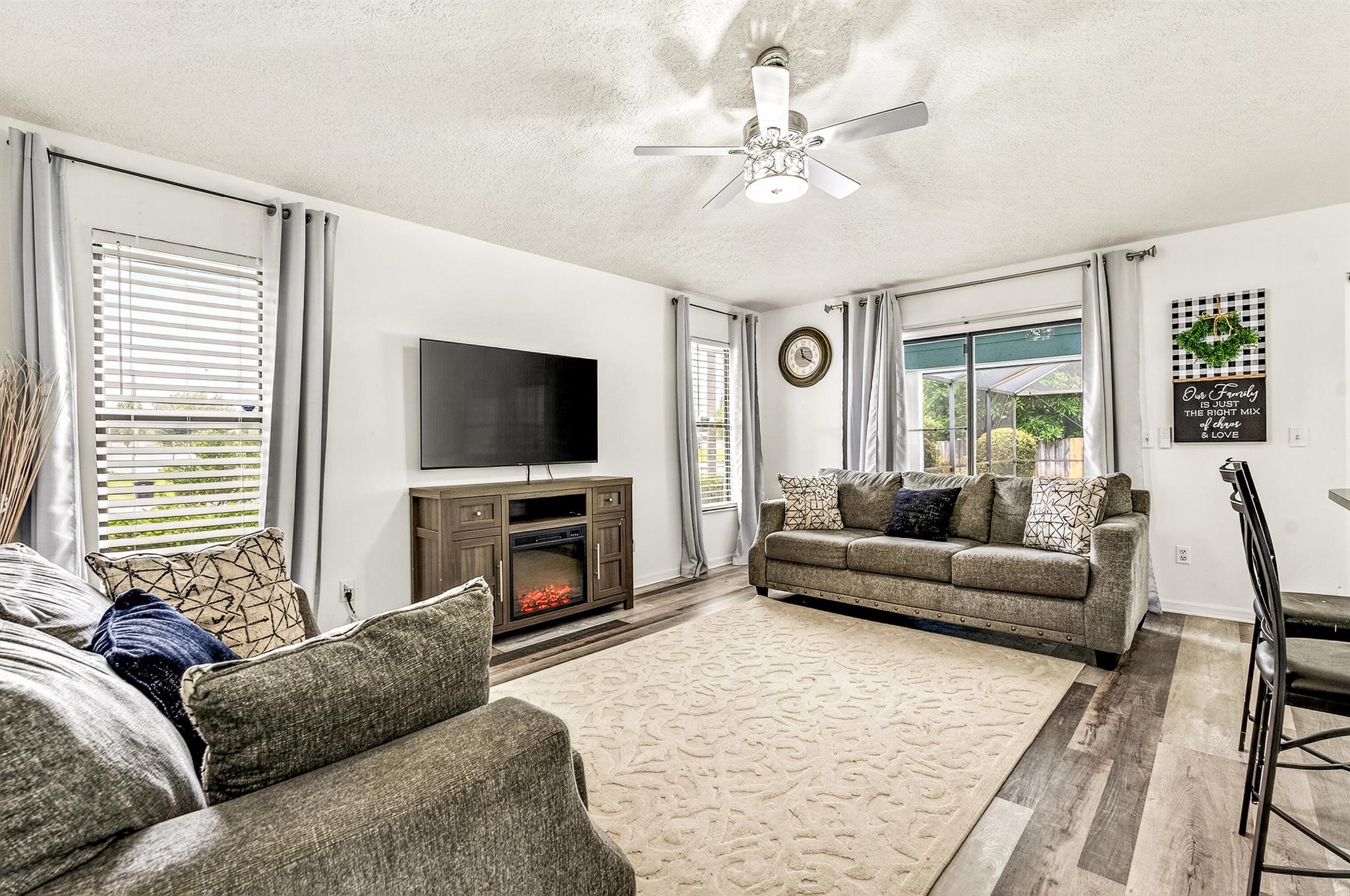 PORT ST LUCIE SECTION 8 - Residential