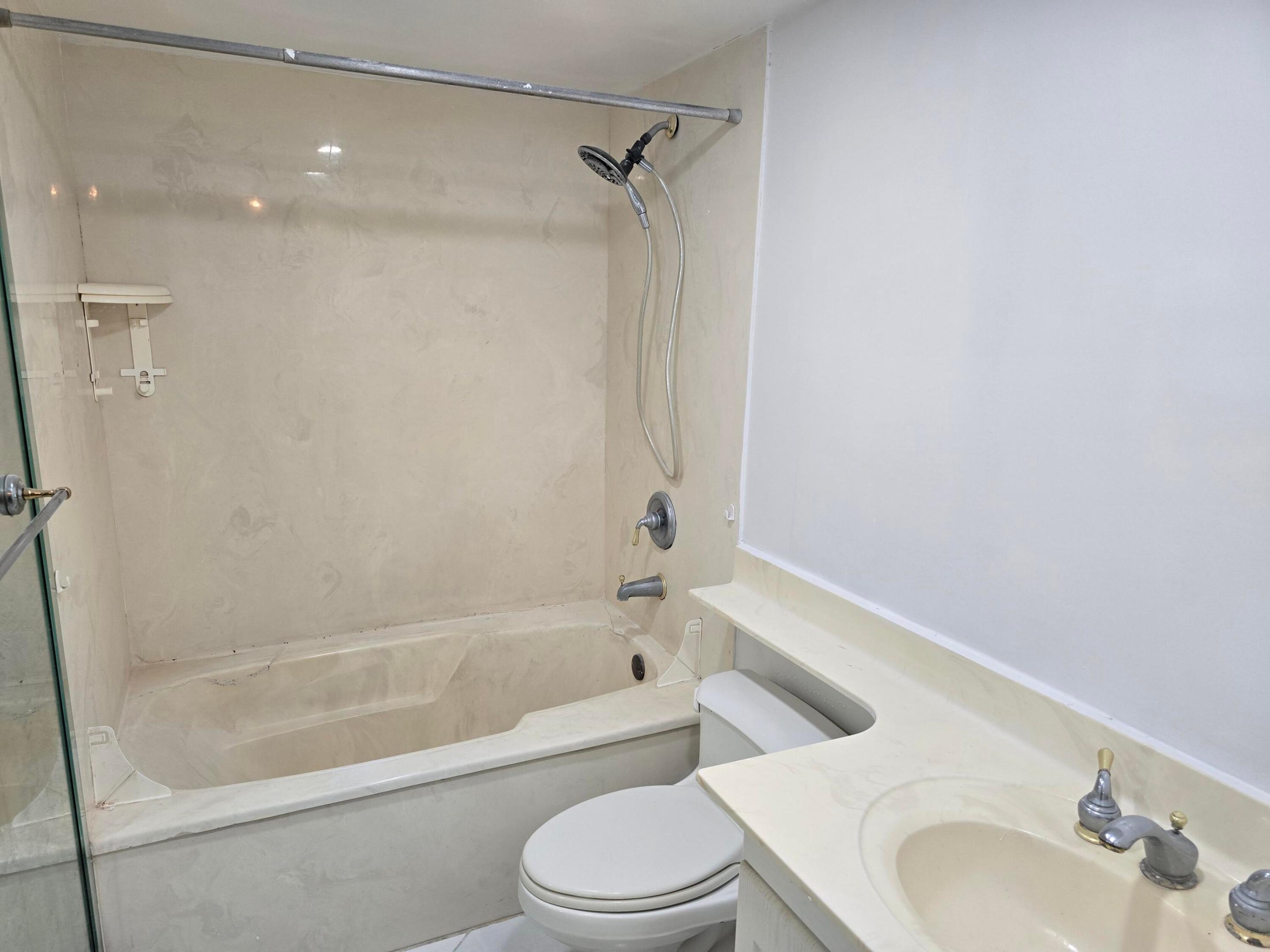 WATER BRIDGE WEST CONDO - Residential Lease