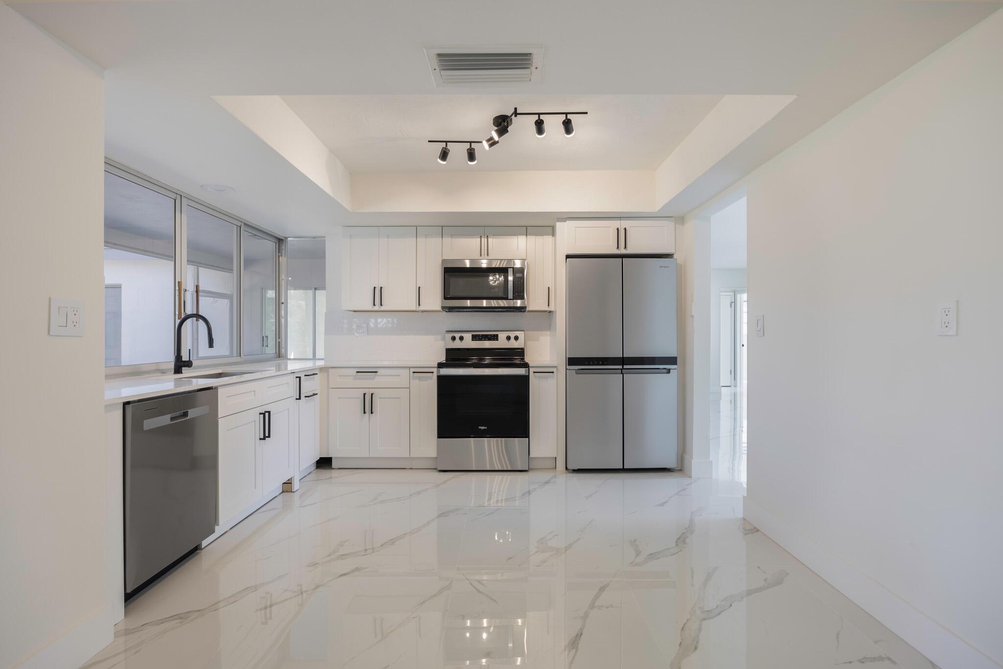 MIRAMAR PARK FOURTH ADD - Residential