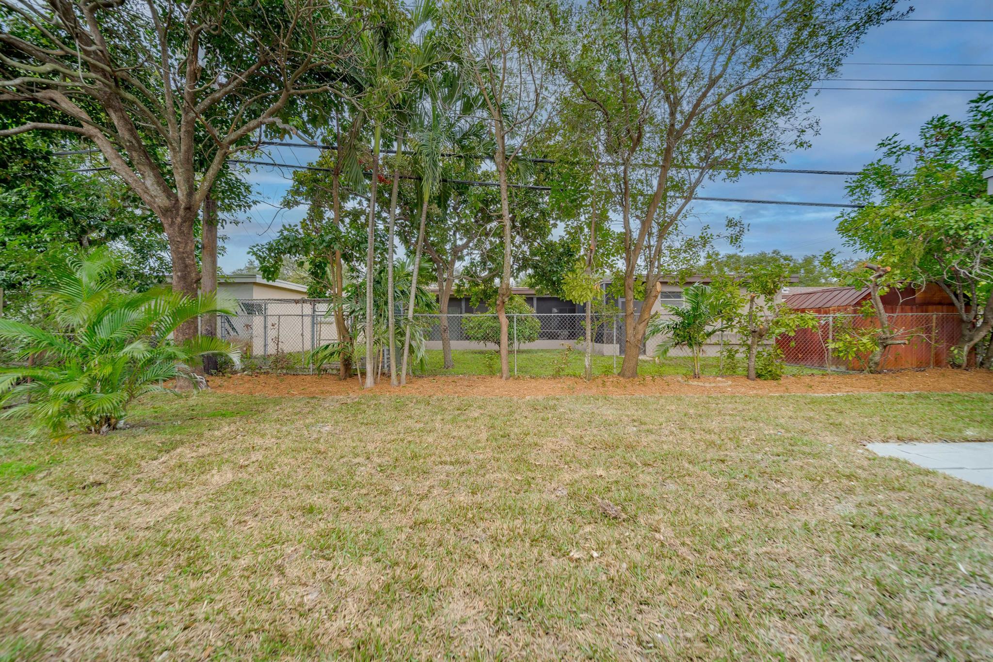 MIRAMAR PARK FOURTH ADD - Residential