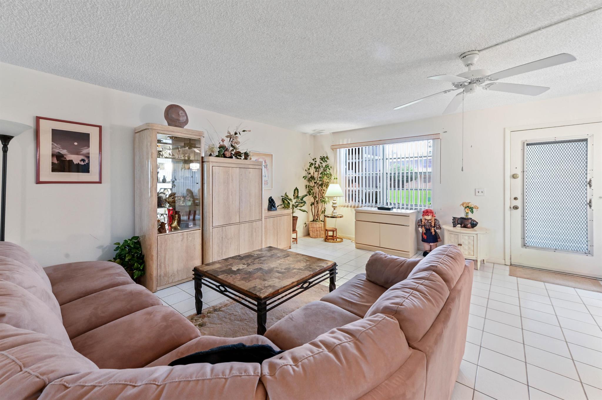 KINGS POINT - Residential
