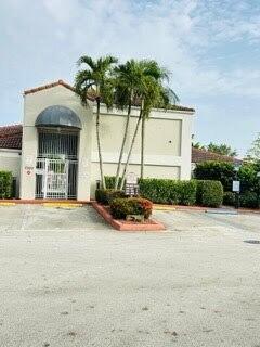 HOLIDAY SPRINGS VILLAGE - Residential