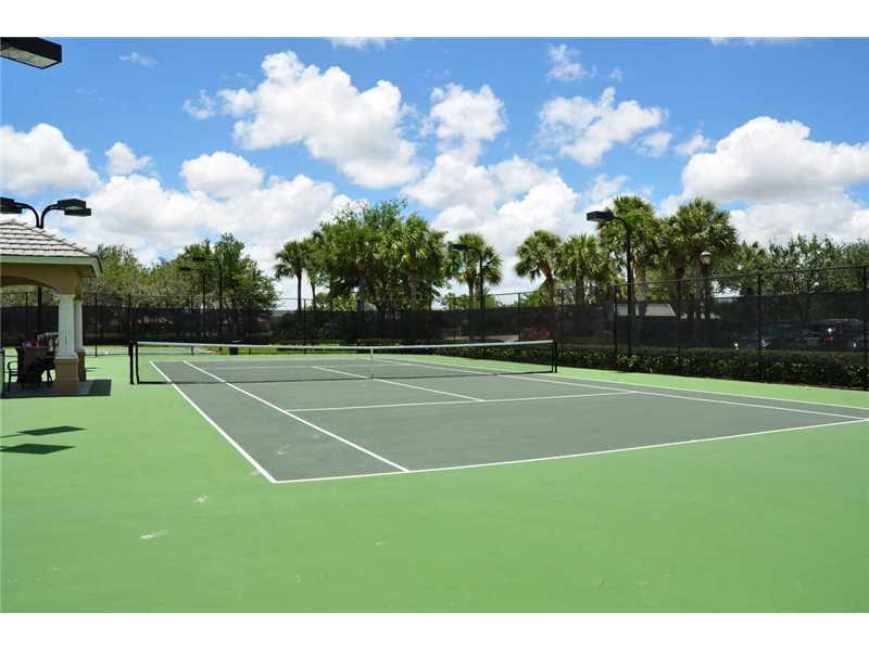 PARKLAND ISLES - Residential Lease