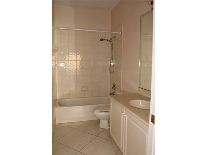 PARKLAND ISLES - Residential Lease