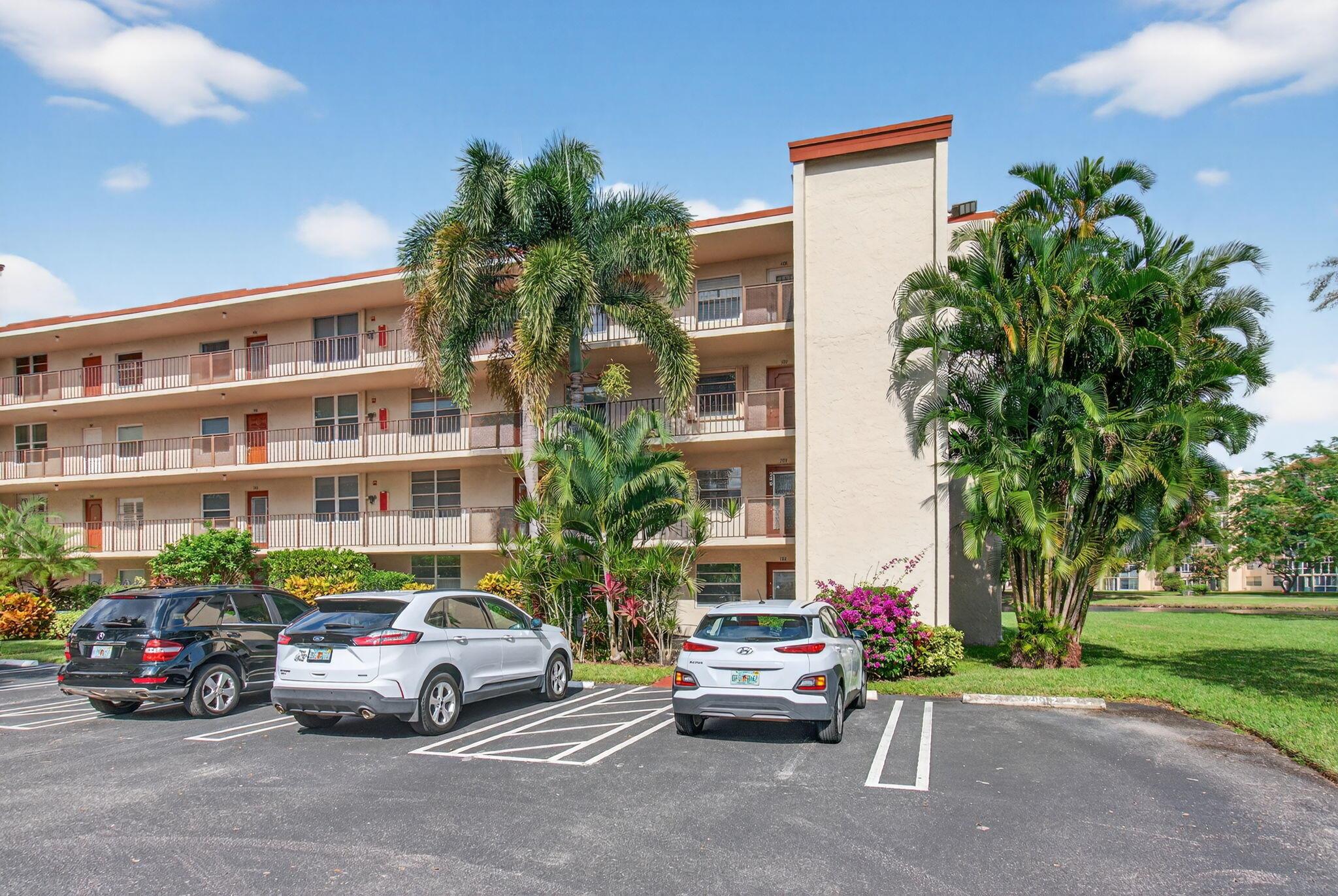 VILLAGES OF ORIOLE ABBEY - Residential Lease