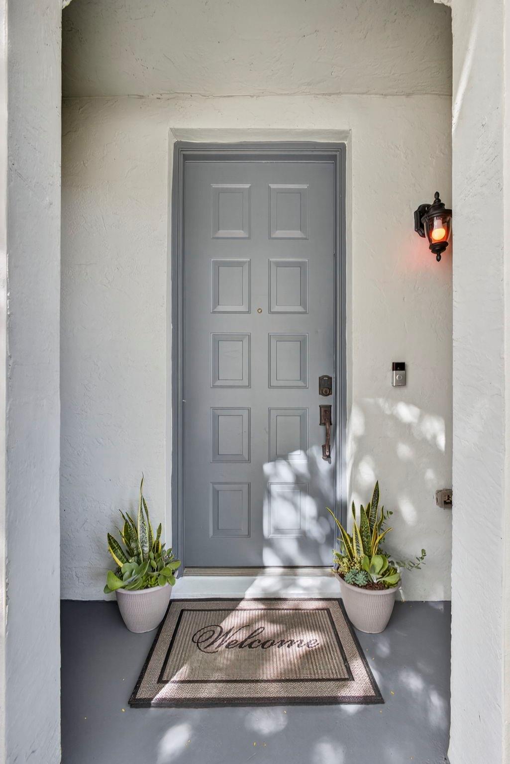 View photos, virtual tours, details... 709 N St