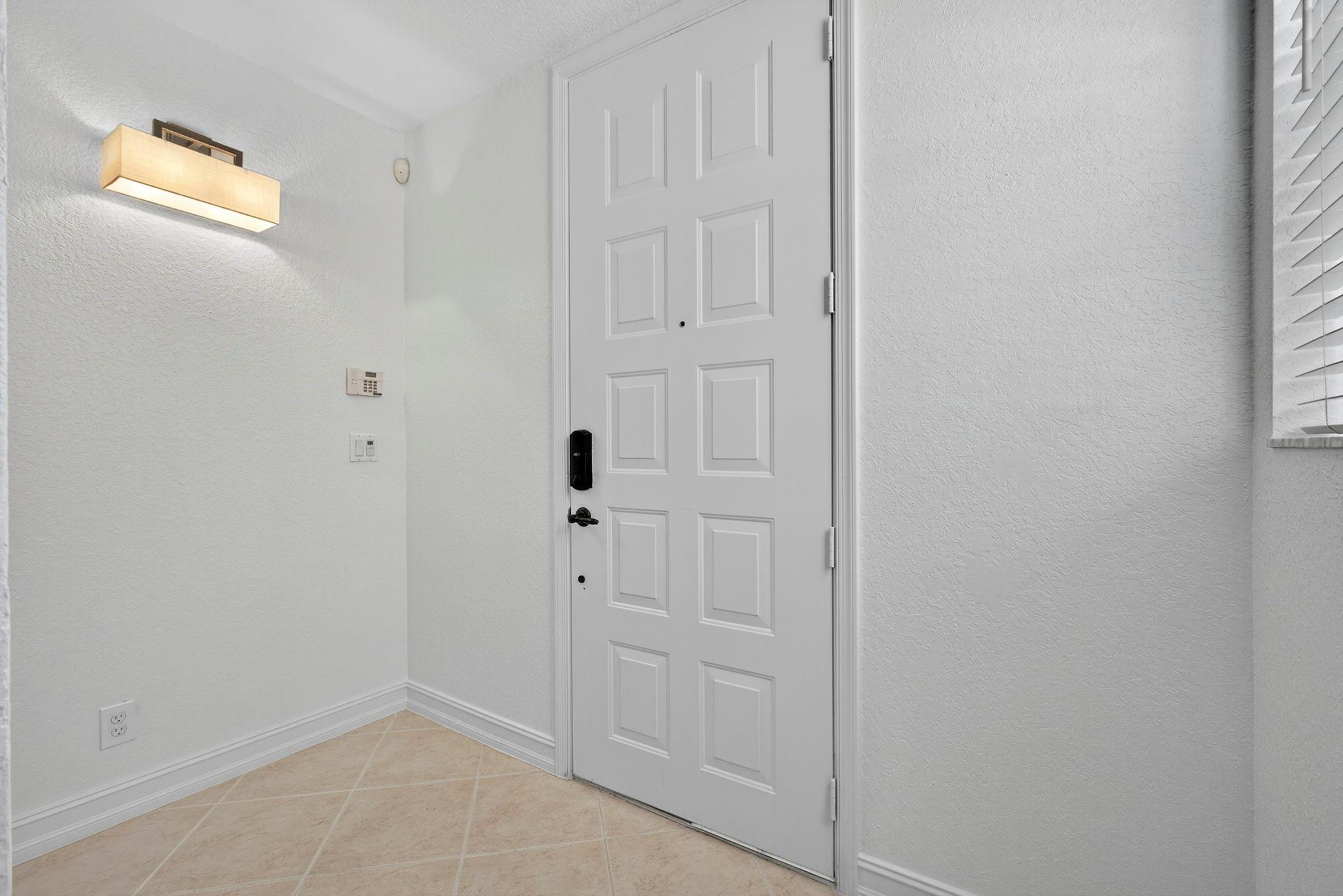 CONVENTION CENTER TH - Residential