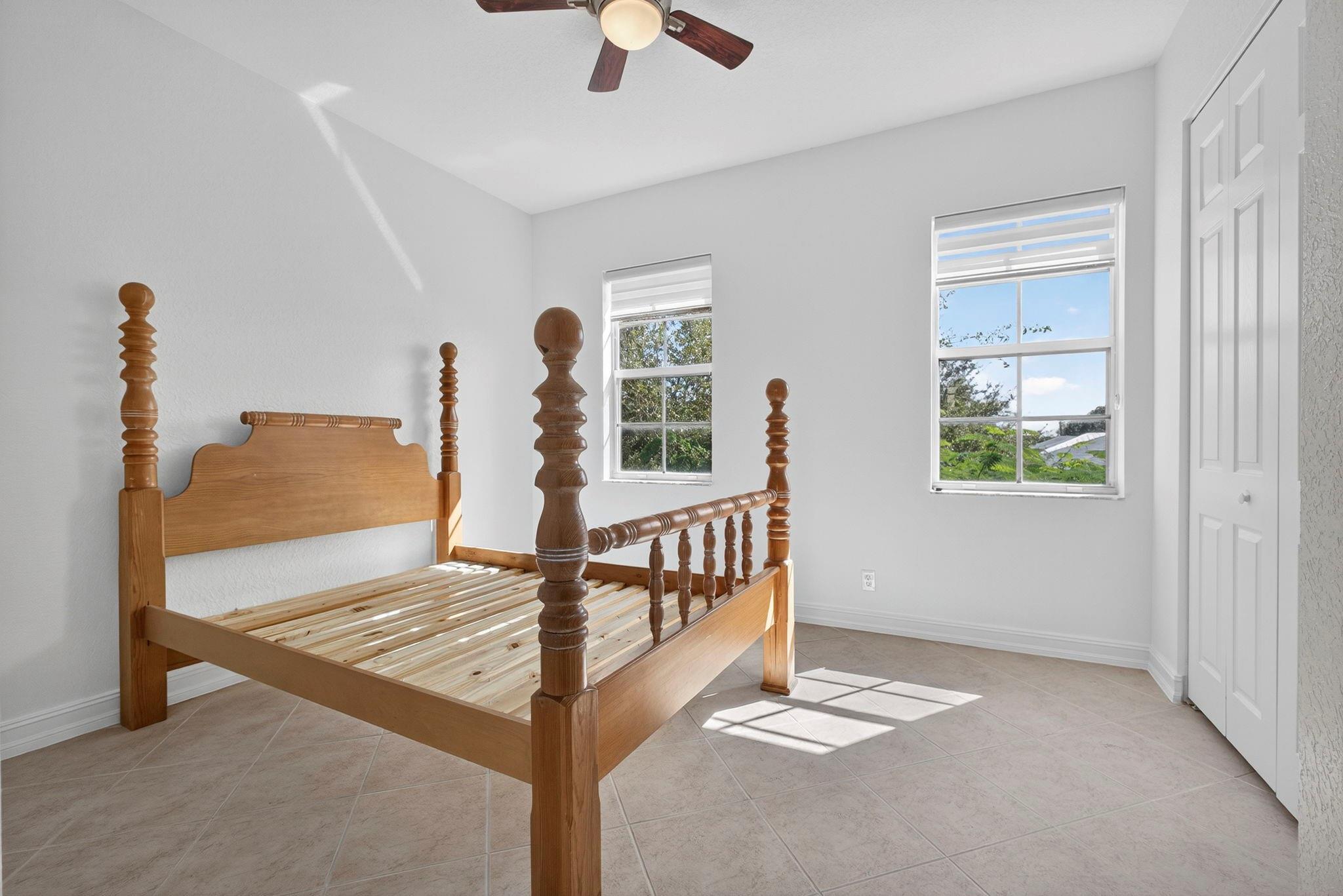 CONVENTION CENTER TH - Residential