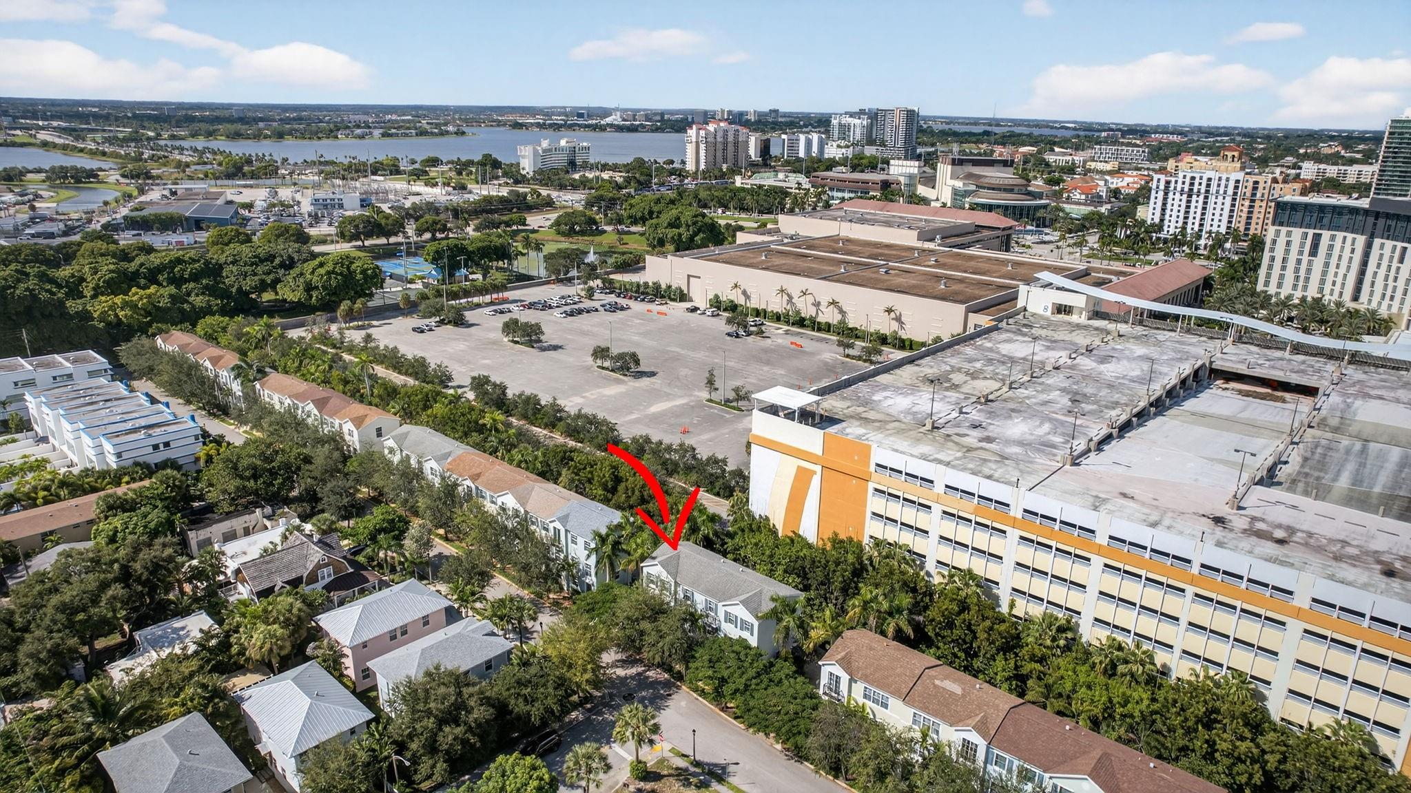 CONVENTION CENTER TH - Residential