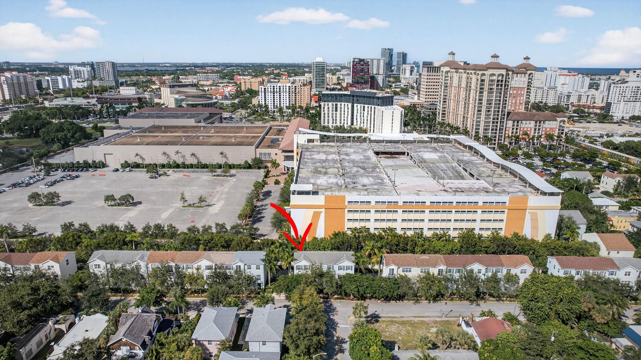 CONVENTION CENTER TH - Residential